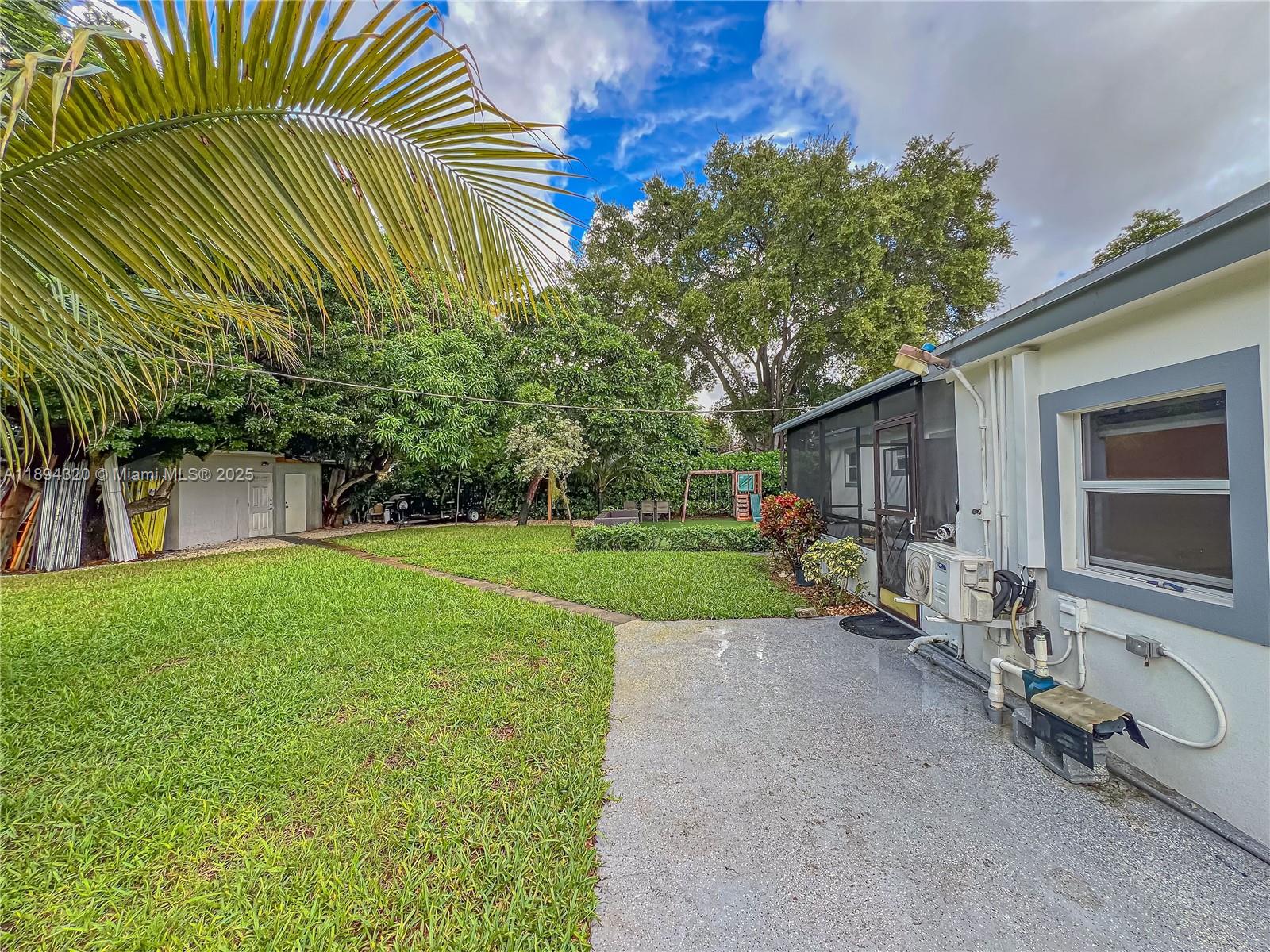 NORTH SHORE HEIGHTS - Residential