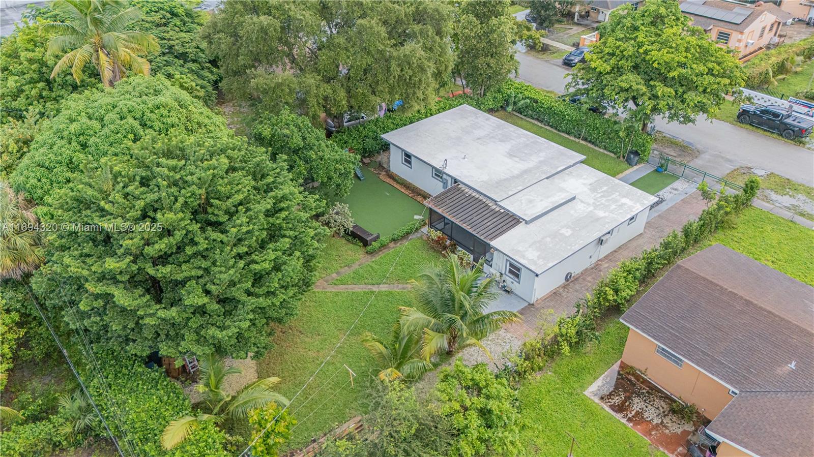 NORTH SHORE HEIGHTS - Residential