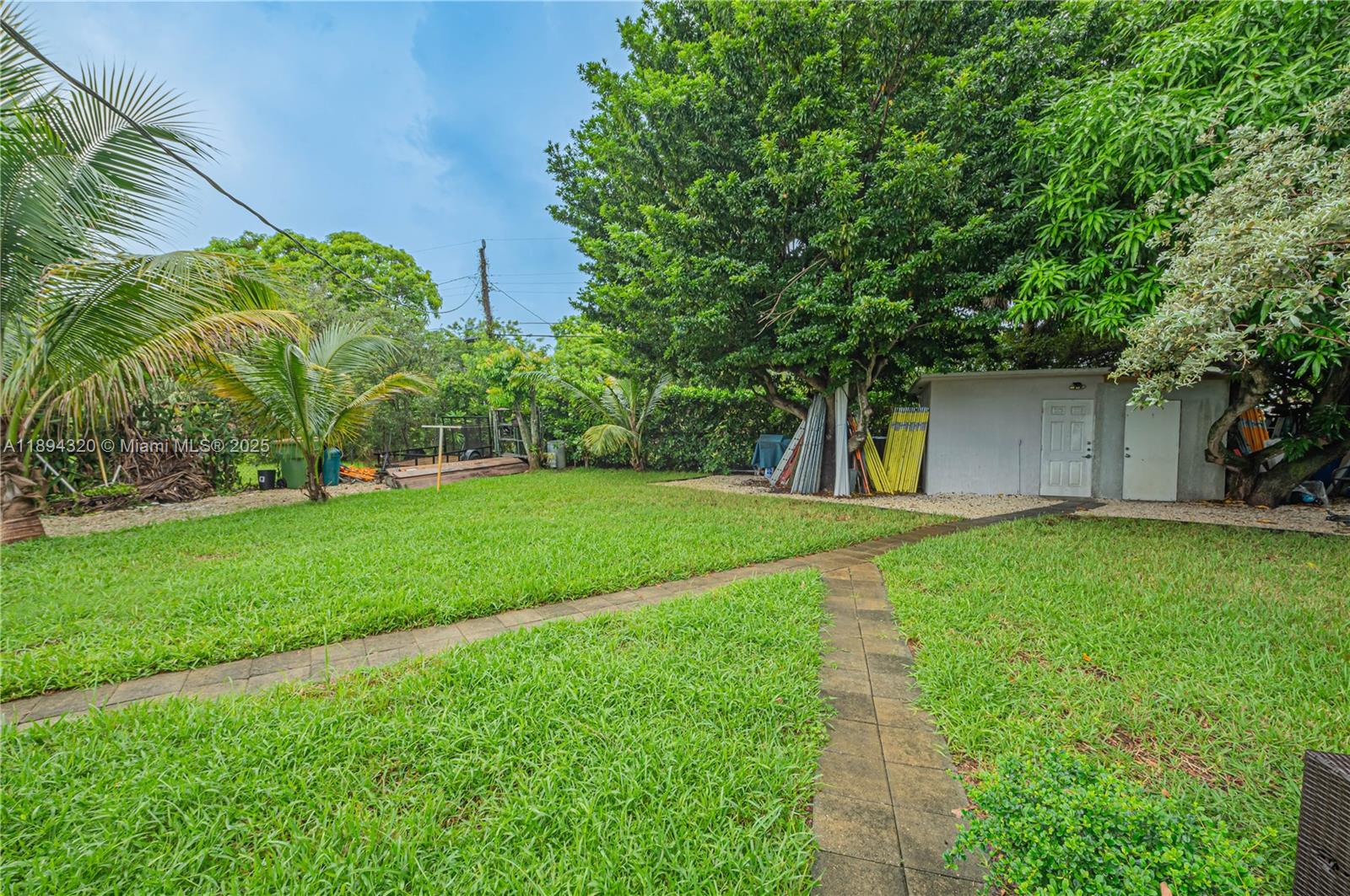 NORTH SHORE HEIGHTS - Residential