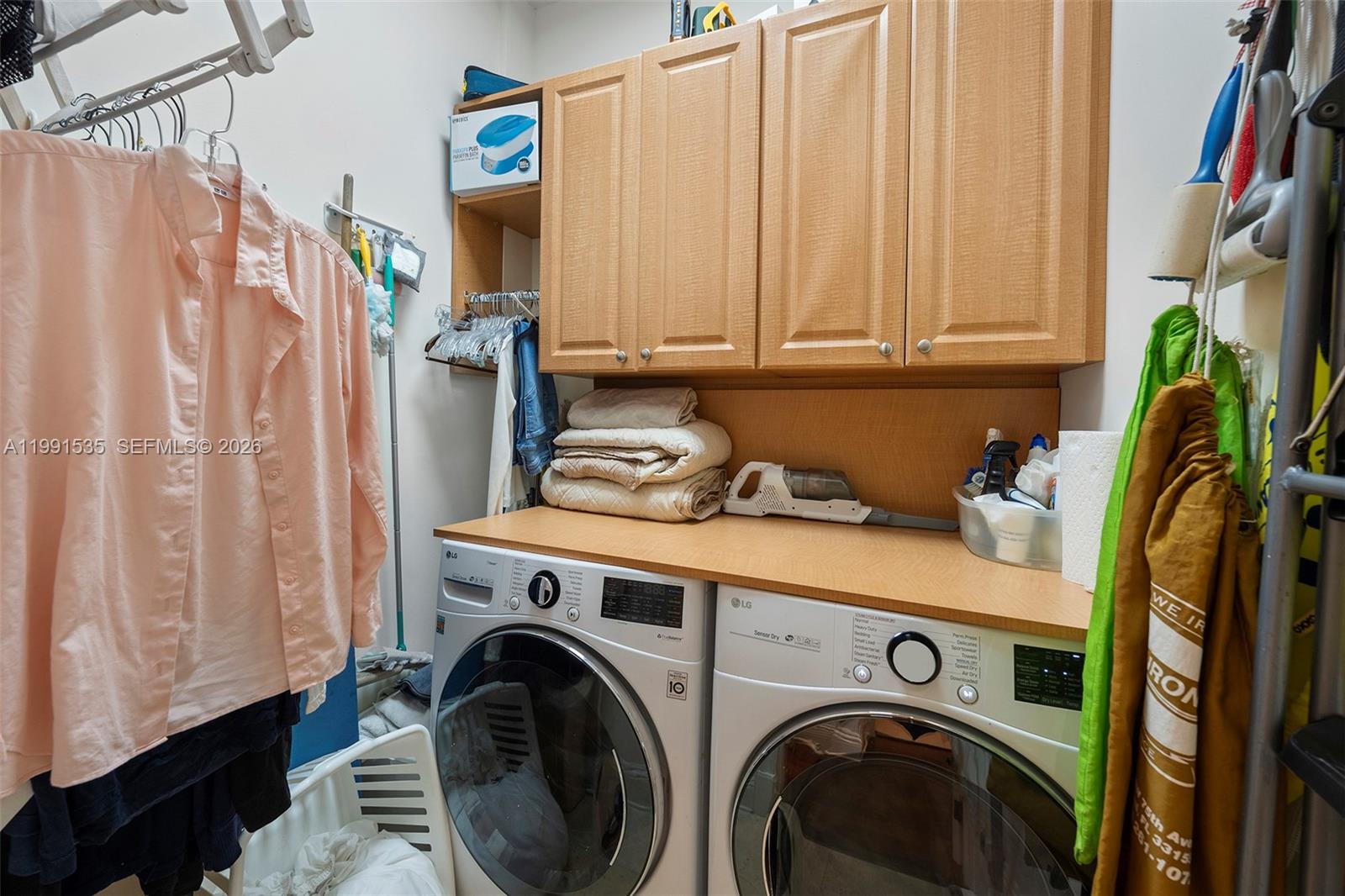 C GABLES RIVIERA SEC 12 - Residential