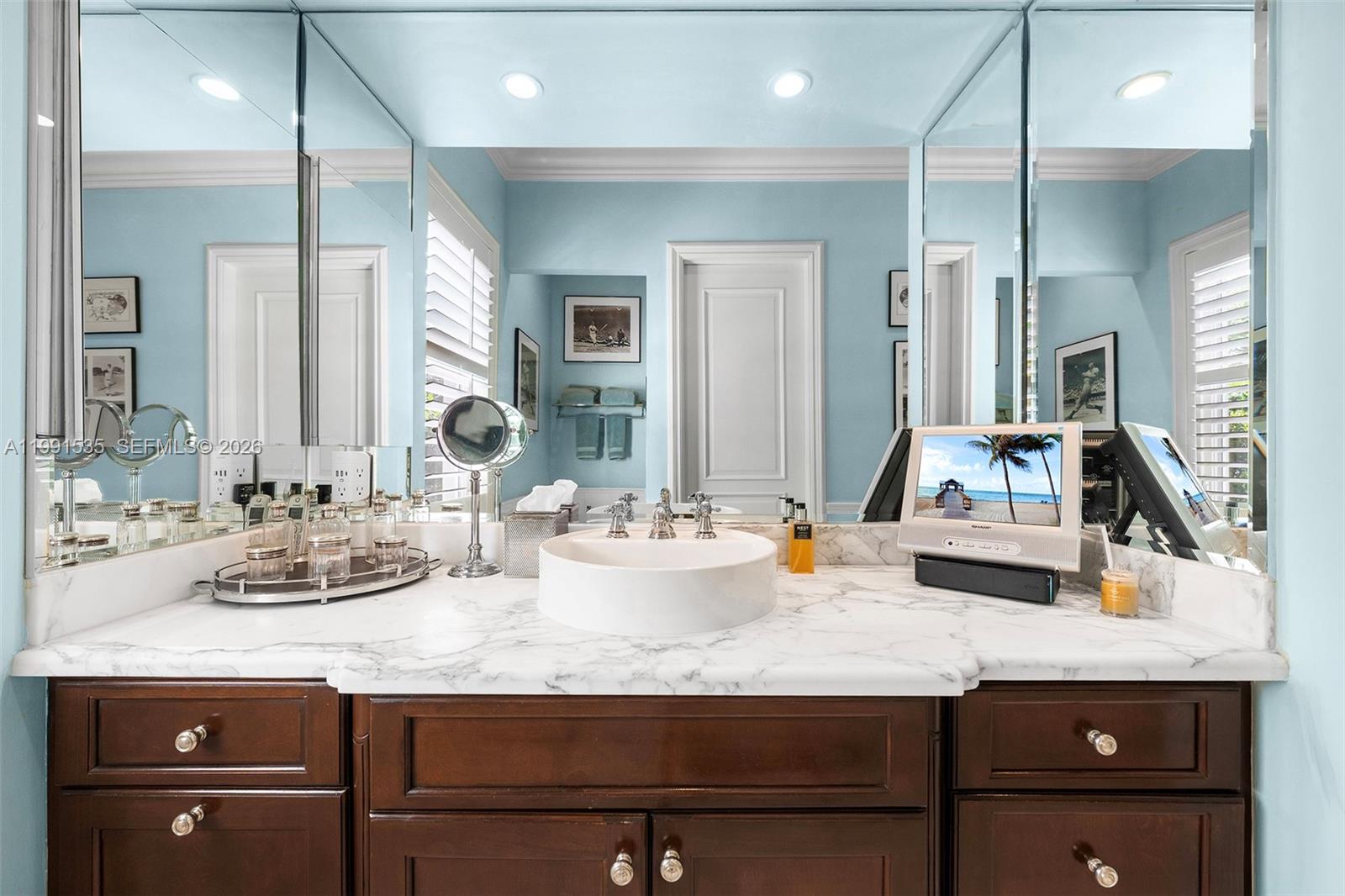 C GABLES RIVIERA SEC 12 - Residential