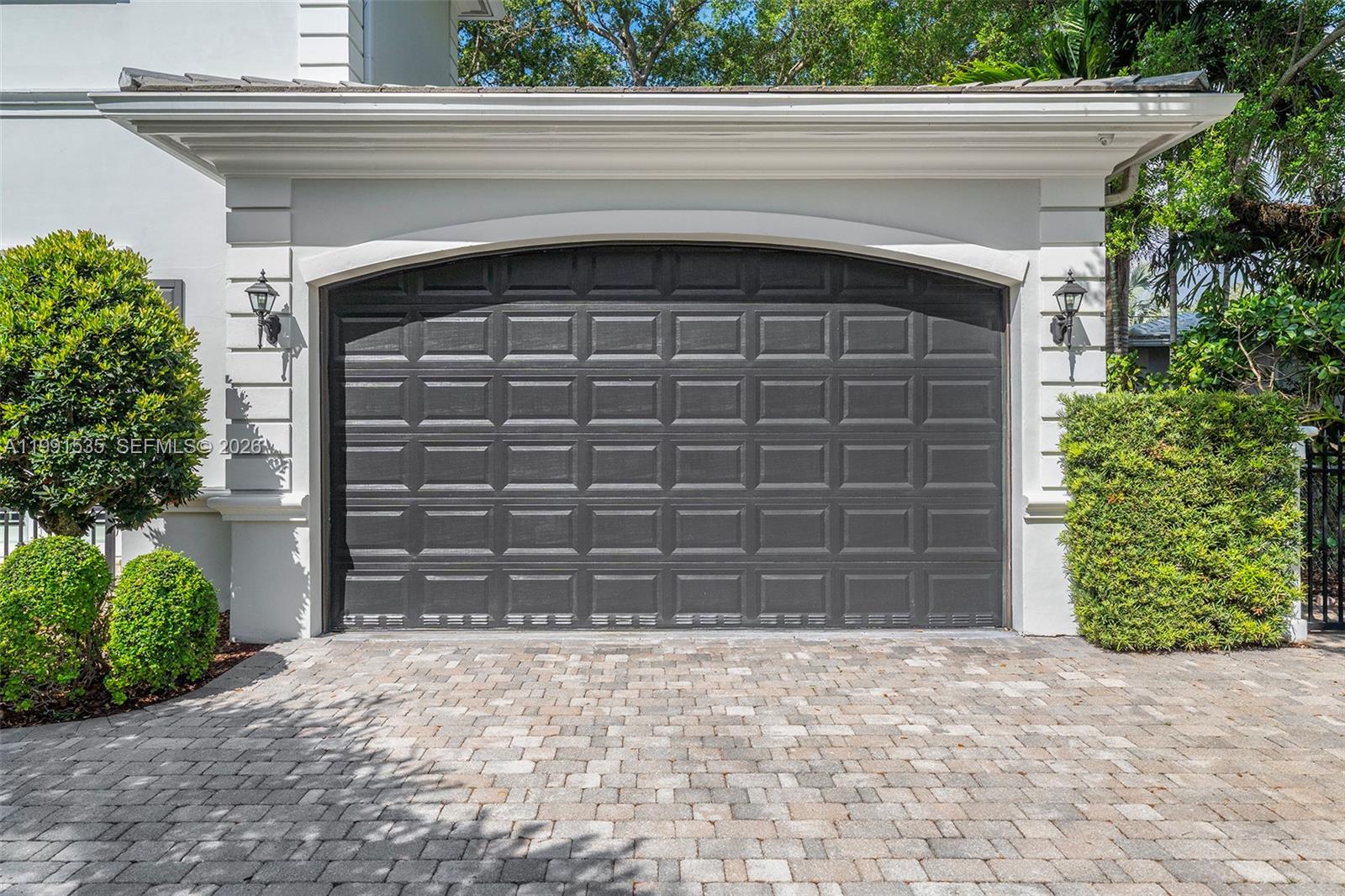 C GABLES RIVIERA SEC 12 - Residential