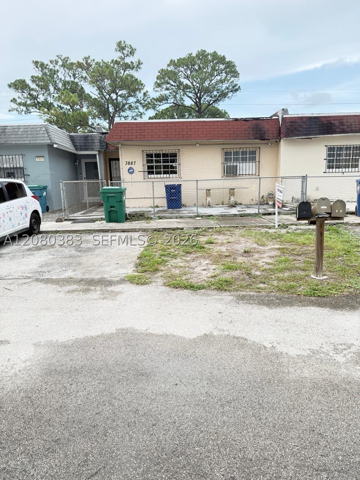3887 NW 207th St Rd