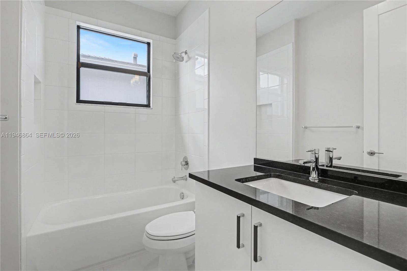 LOTUS PALM - Residential