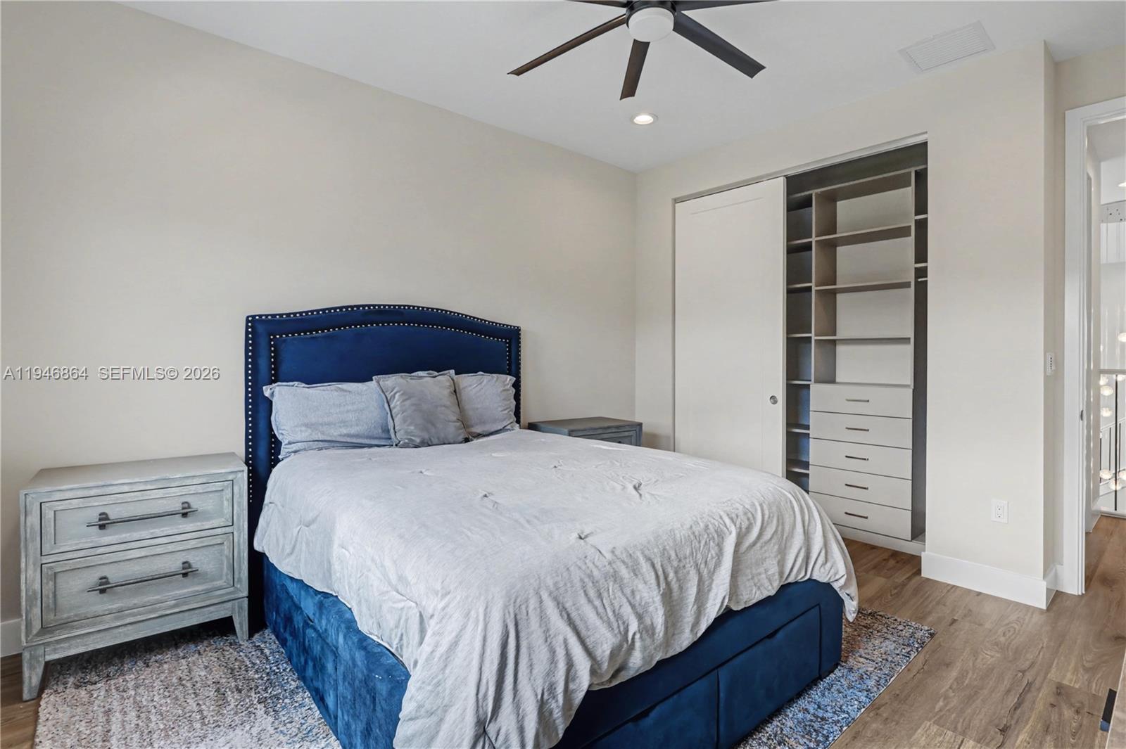 LOTUS PALM - Residential