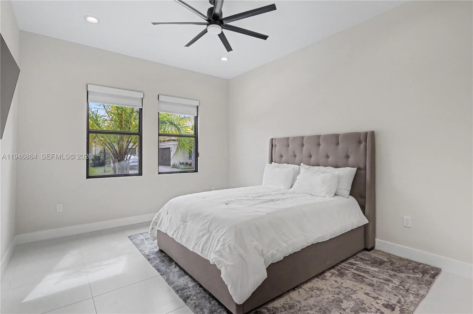 LOTUS PALM - Residential