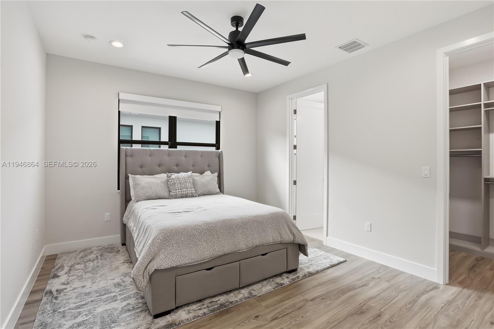 LOTUS PALM - Residential