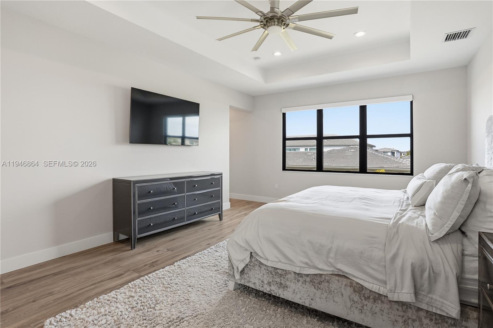 LOTUS PALM - Residential