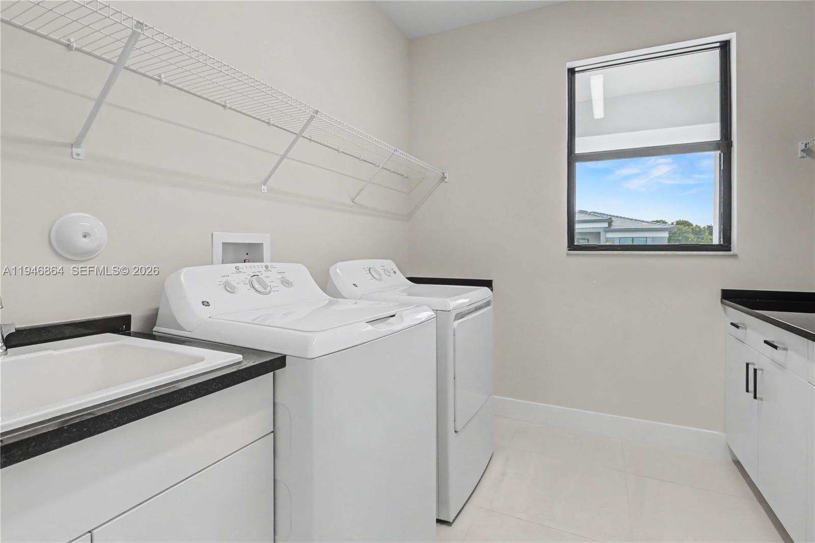 LOTUS PALM - Residential