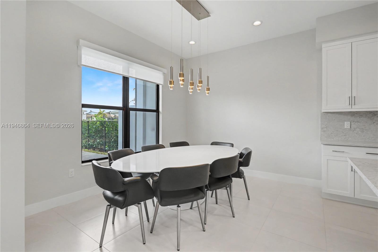 LOTUS PALM - Residential