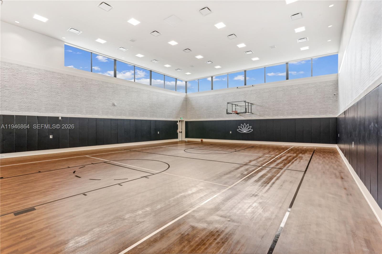 LOTUS PALM - Residential