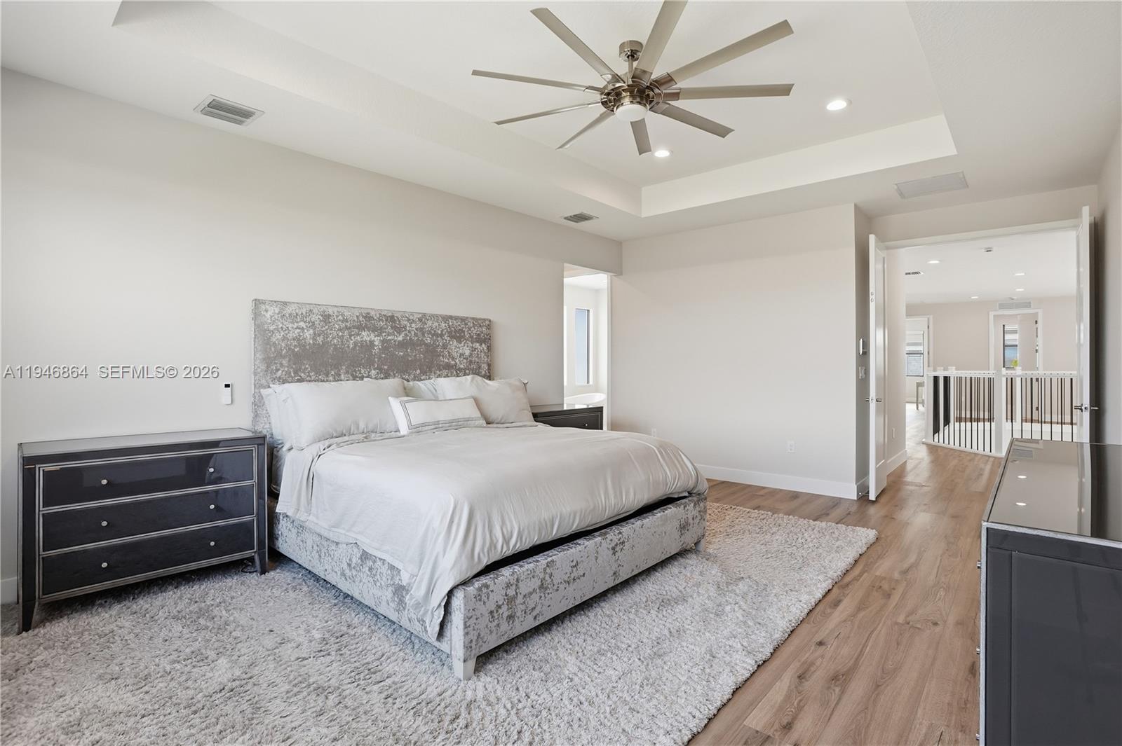 LOTUS PALM - Residential