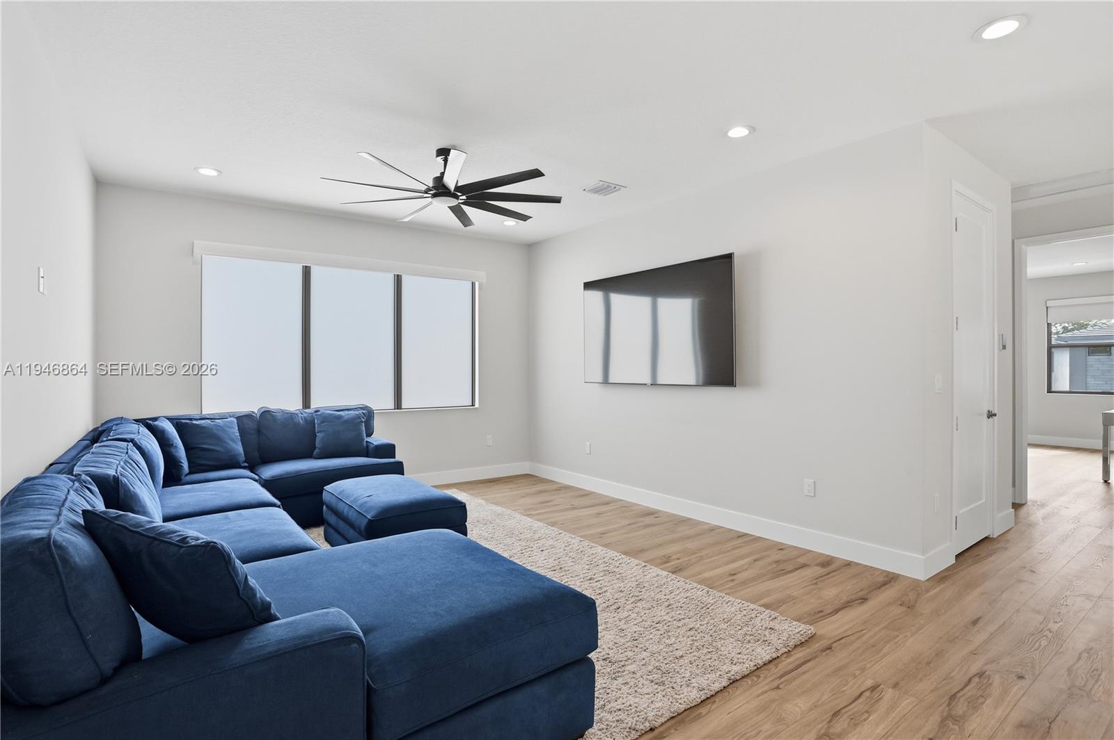 LOTUS PALM - Residential