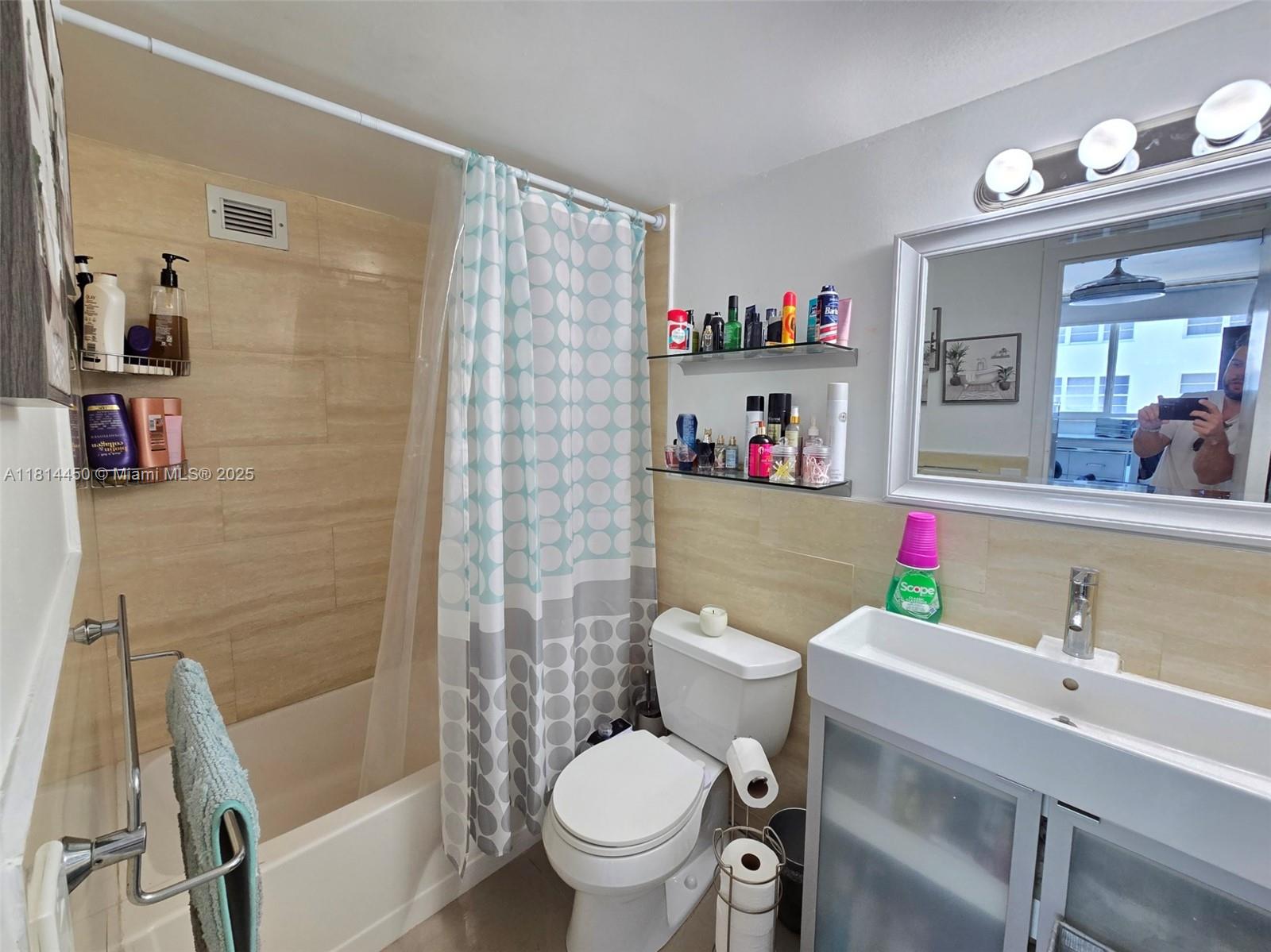 PORT ROYALE CONDO - Residential Lease