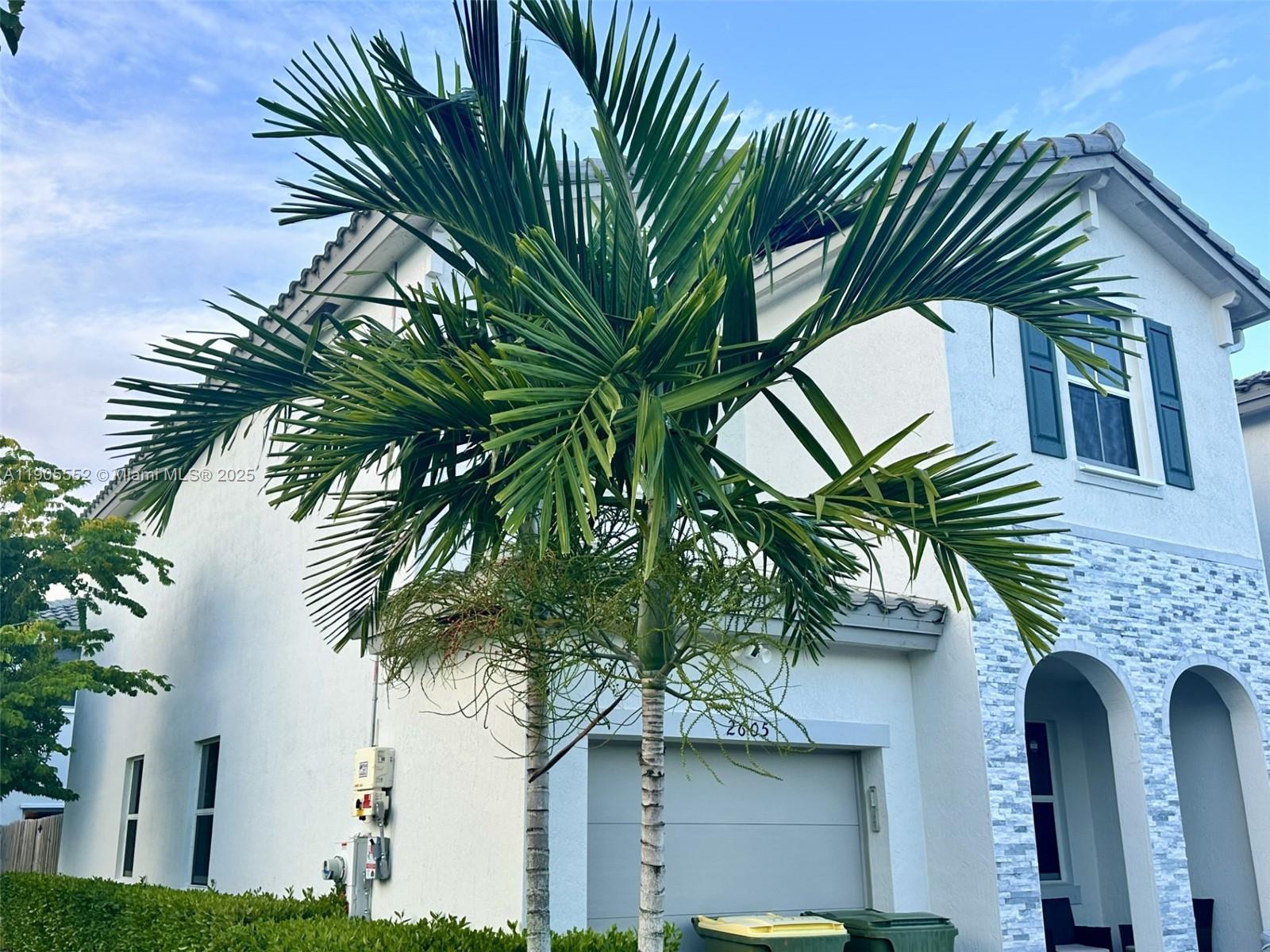 KEYS GATE RESIDENTIAL - Residential Lease