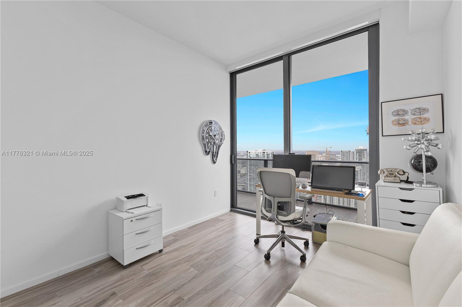 801 SMA RESIDENCES CONDO - Residential