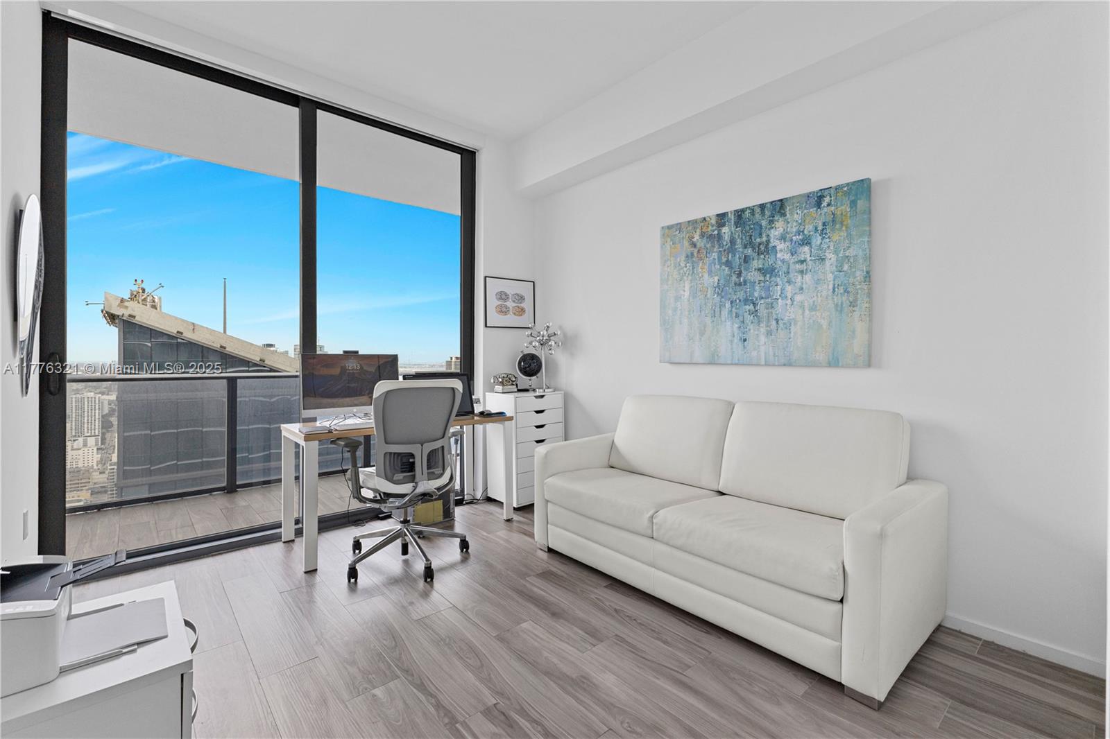 801 SMA RESIDENCES CONDO - Residential