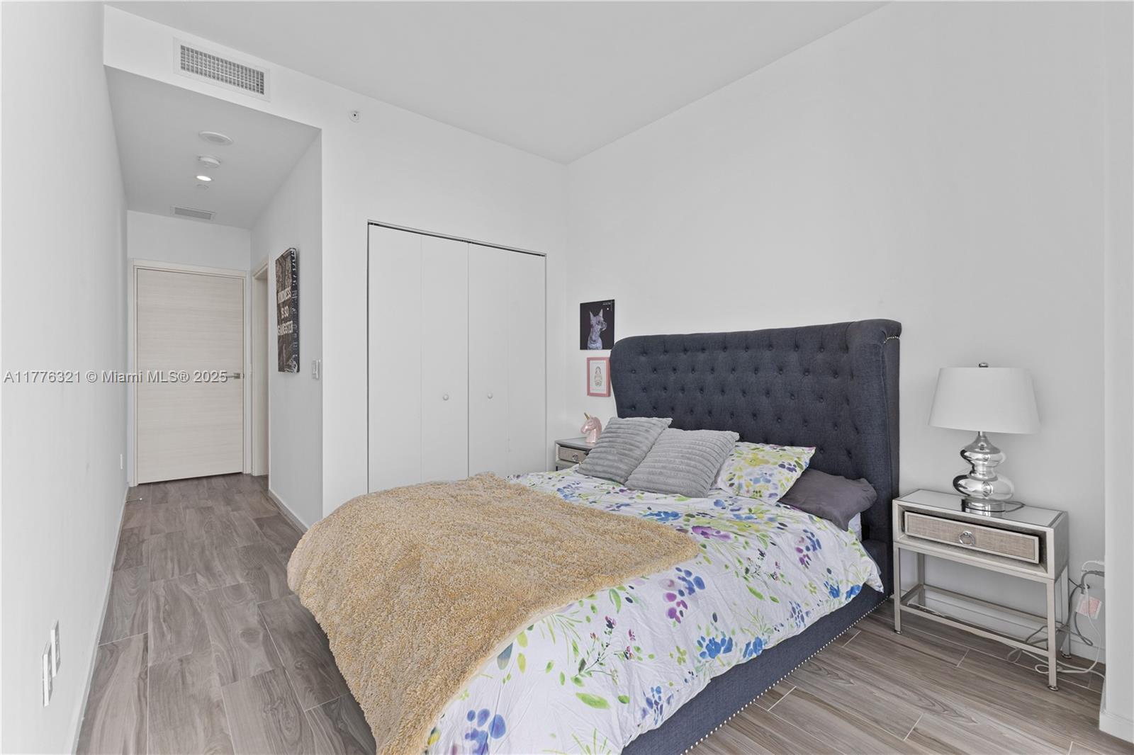 801 SMA RESIDENCES CONDO - Residential