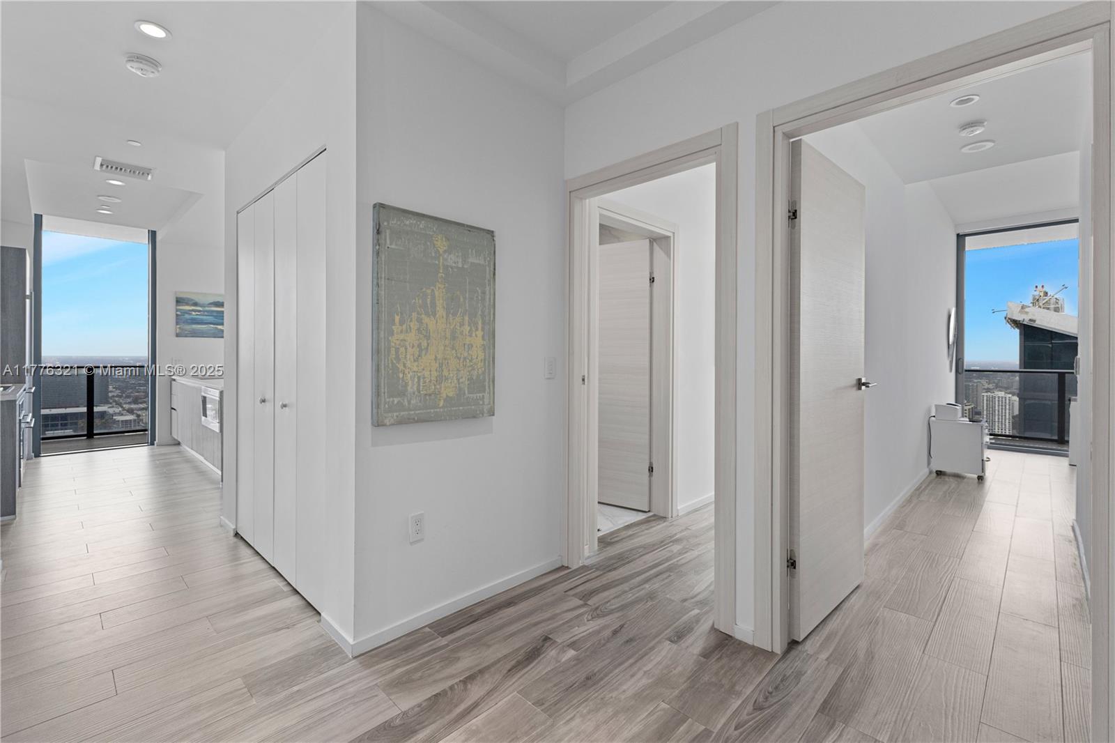 801 SMA RESIDENCES CONDO - Residential