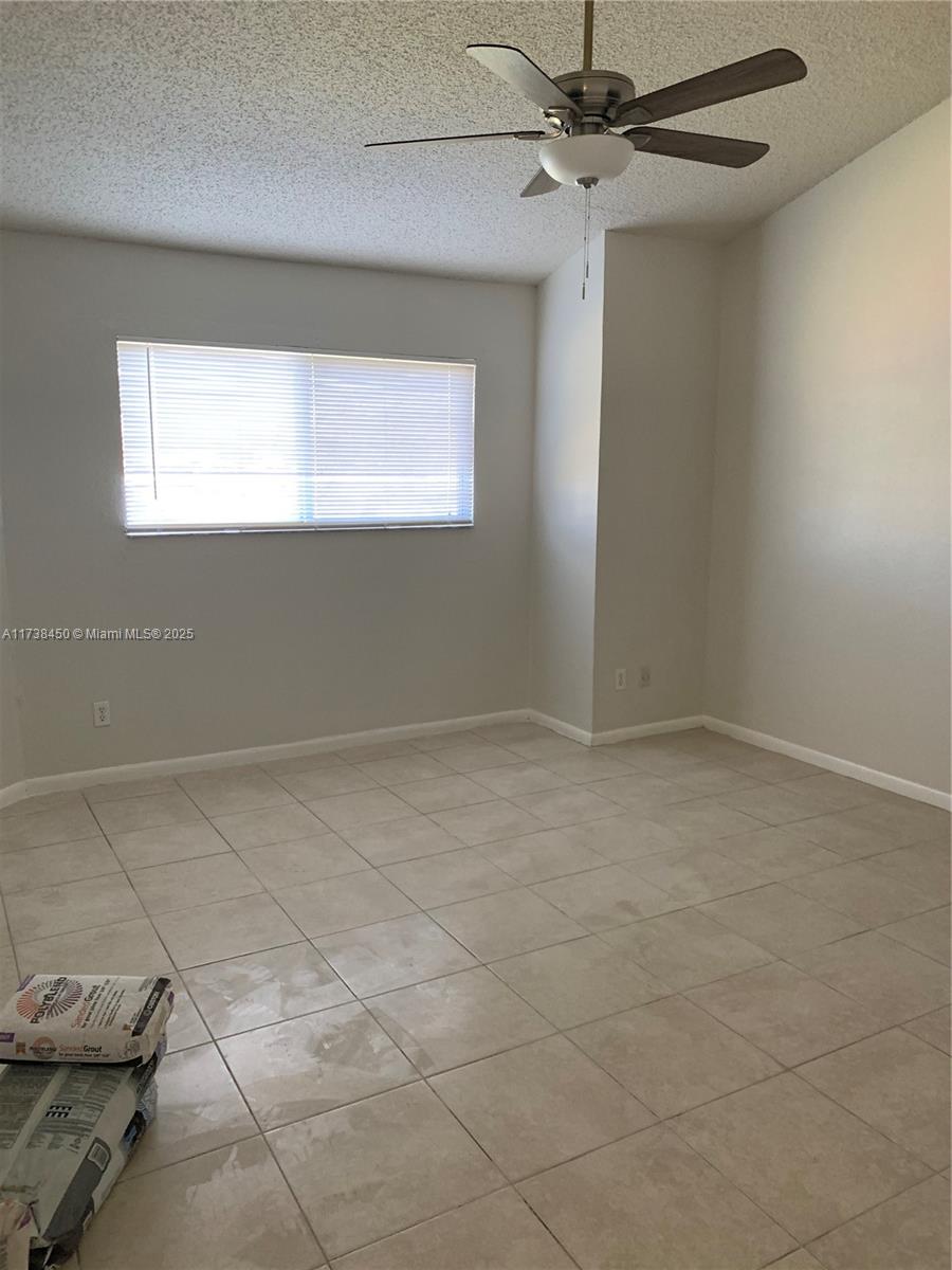 Rental Property at Address Not Disclosed, Oakland Park, Miami-Dade County, Florida - Bedrooms: 2 
Bathrooms: 2  - $2,000 MO.