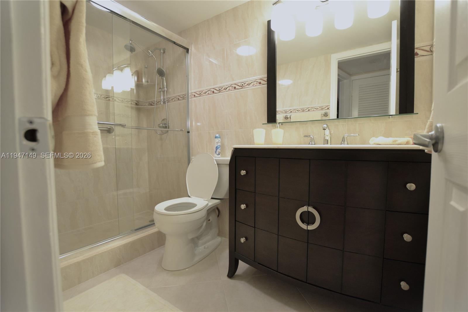 PARADISE VILLAS CONDO - Residential