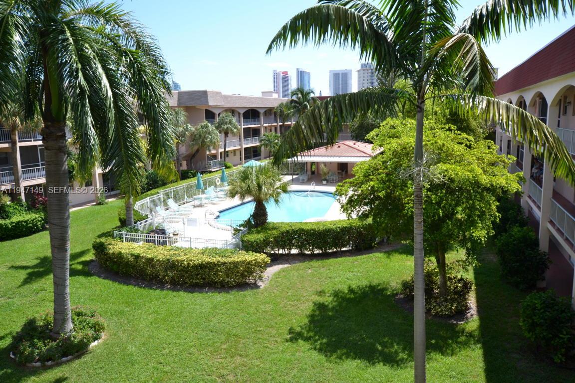 PARADISE VILLAS CONDO - Residential