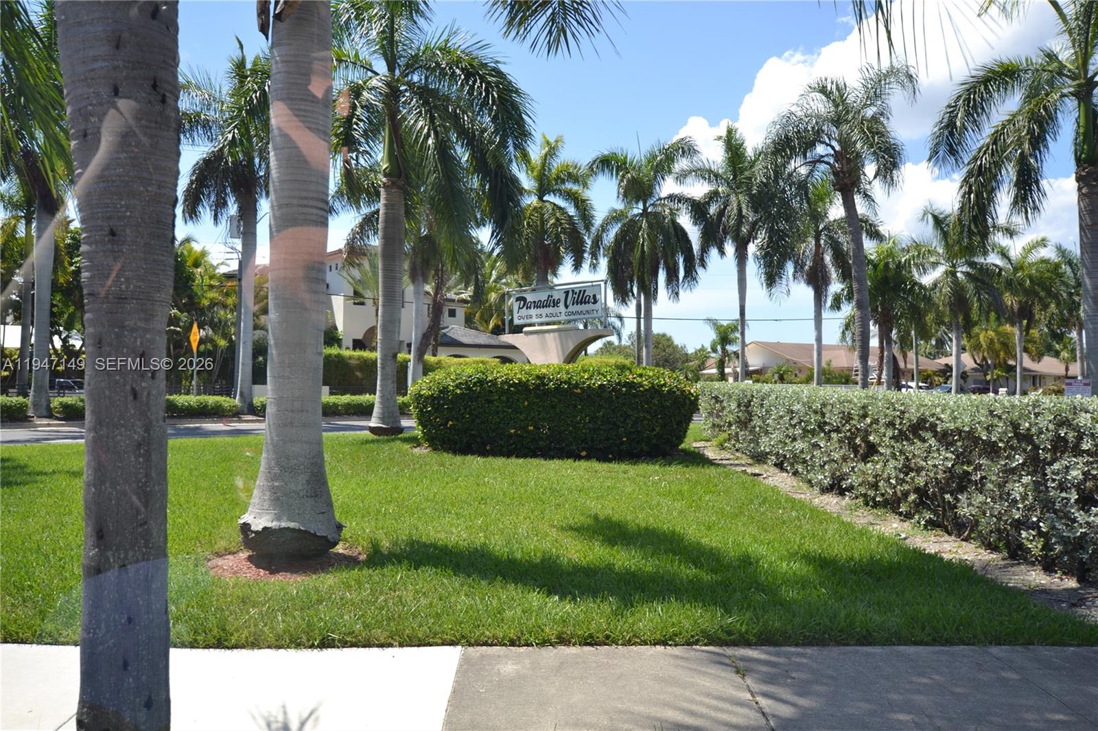 PARADISE VILLAS CONDO - Residential