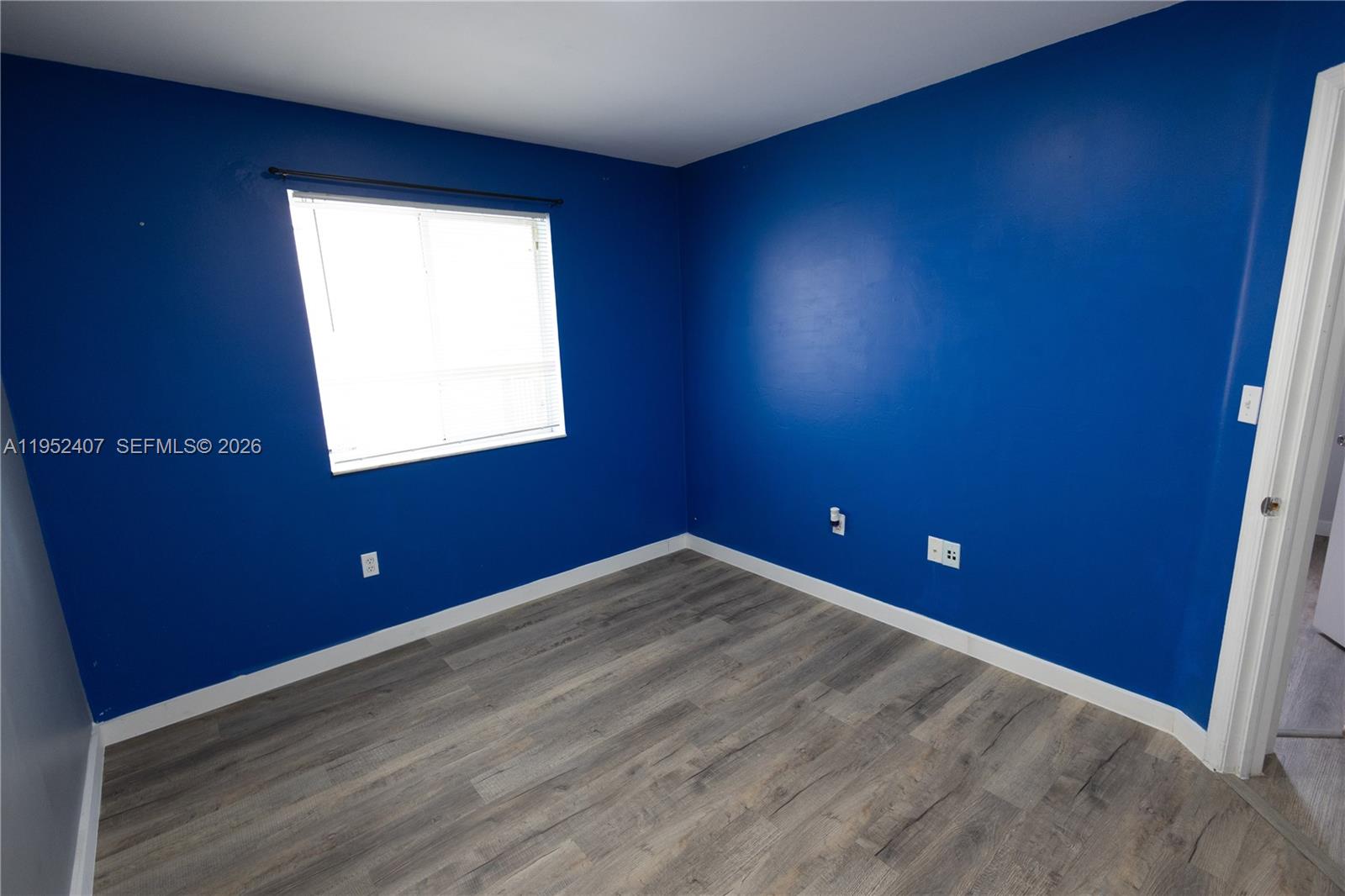 WEITZER SERENA LAKES WEST - Residential