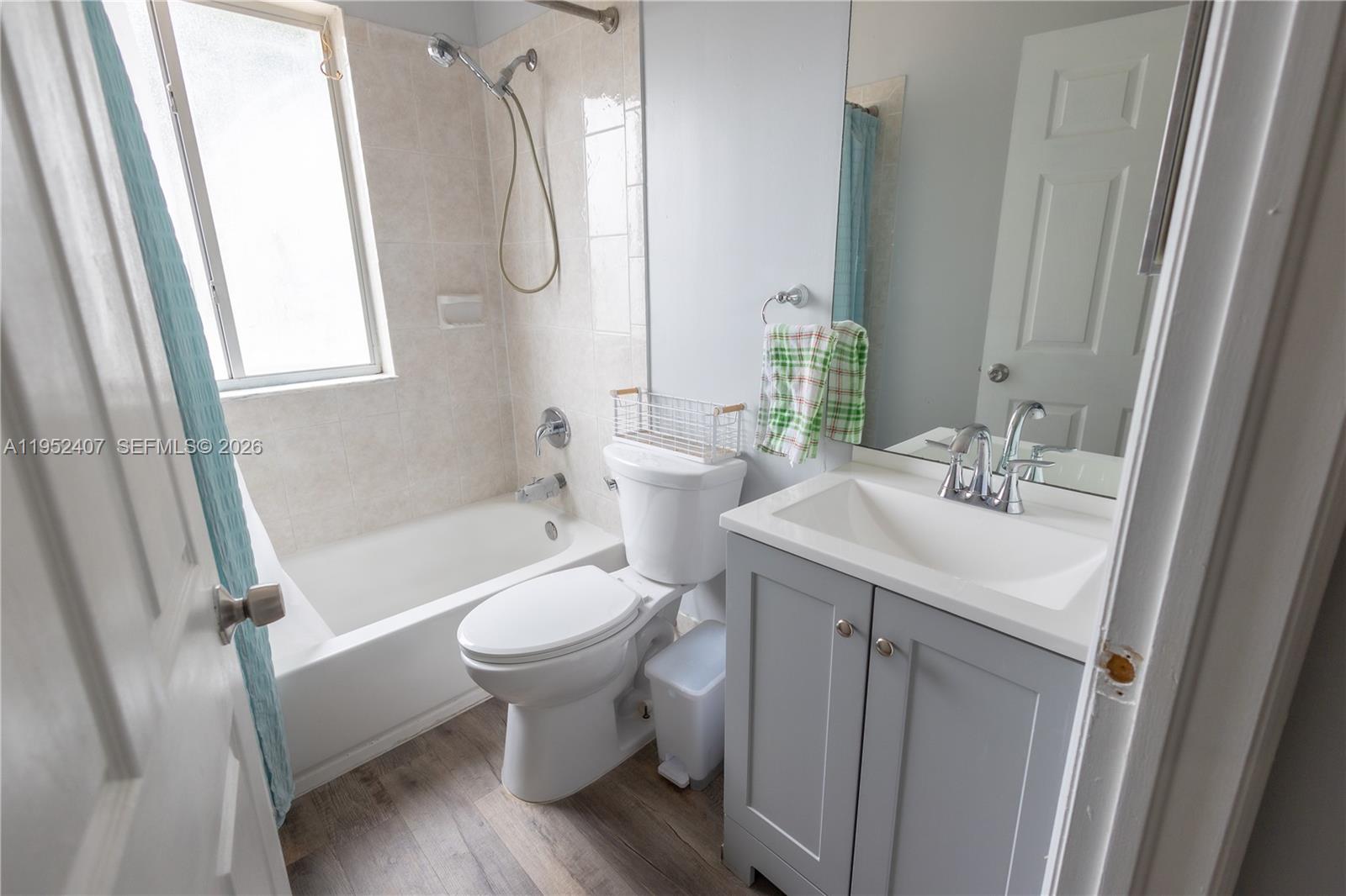 WEITZER SERENA LAKES WEST - Residential