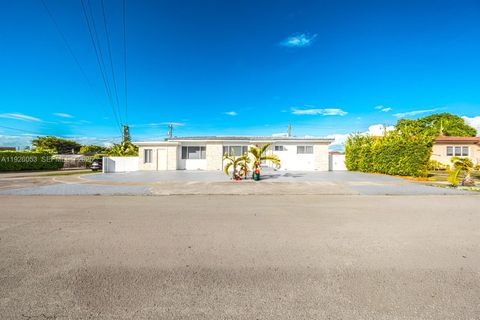 9365 SW 44th St Miami FL 33165