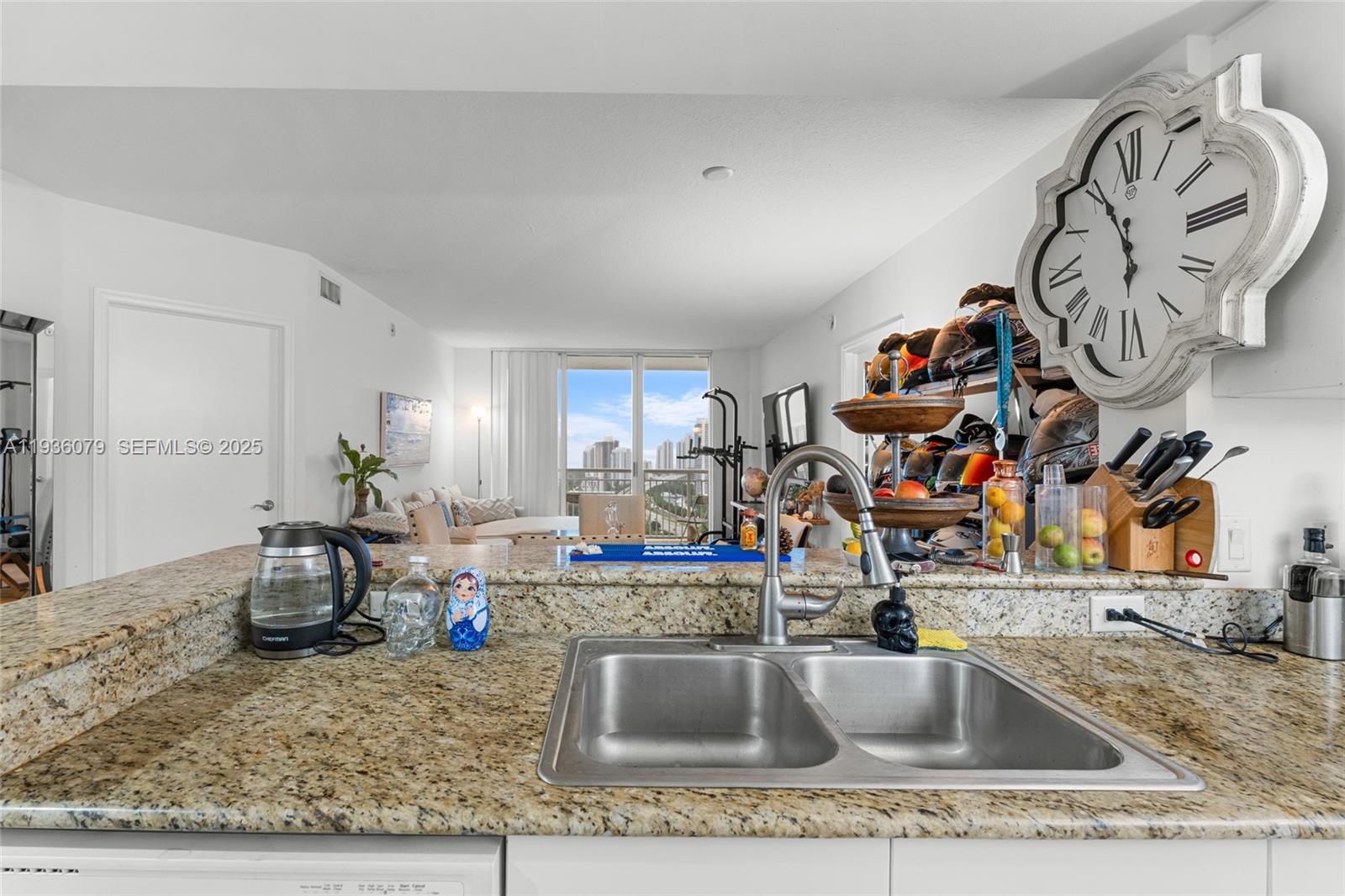 TURNBERRY ON THE GREEN CO - Residential