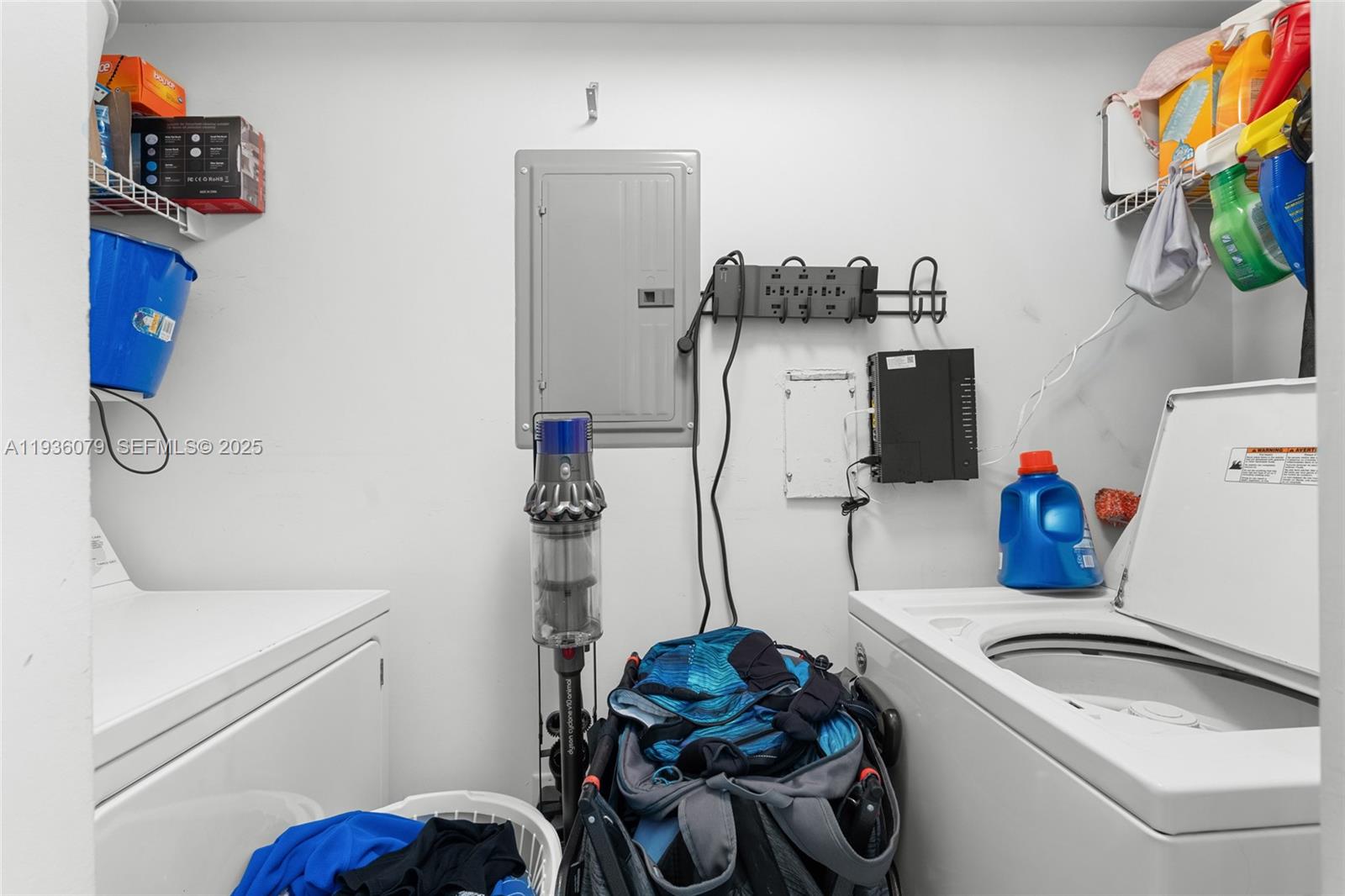 TURNBERRY ON THE GREEN CO - Residential