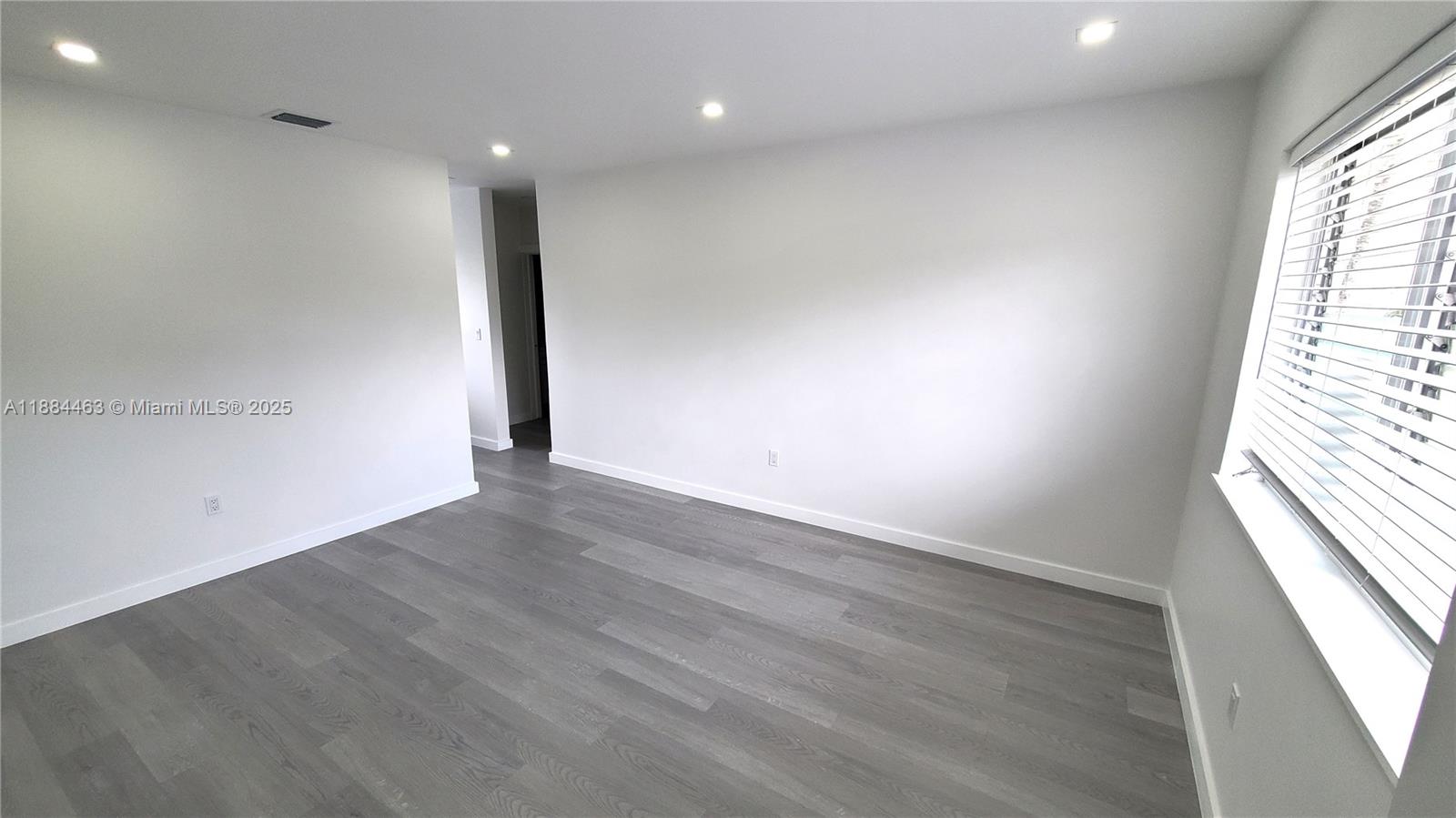 Modern, spacious and newly renovated 1bed/1bath gorgeous apartment in the heart of Coral Gables! This unit was just totally renewed throughout with brand new central A/C, laminate flooring, modern kitchen/bathroom/shower & lighting. Very spacious living room, bedroom and walk-in closet. Freshly painted, new washer/dryer inside and window blinds. Fantastic location very close to shops, restaurants, Miracle Mile, shops at Merrick Park and more! One assigned parking space.