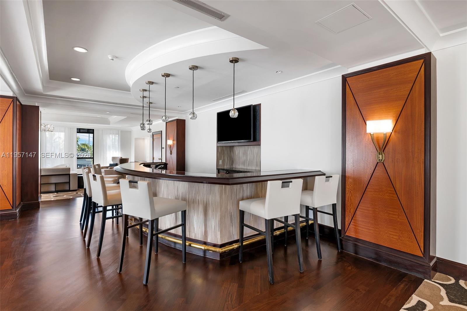 SYMPHONY SOUTH CONDO - Residential