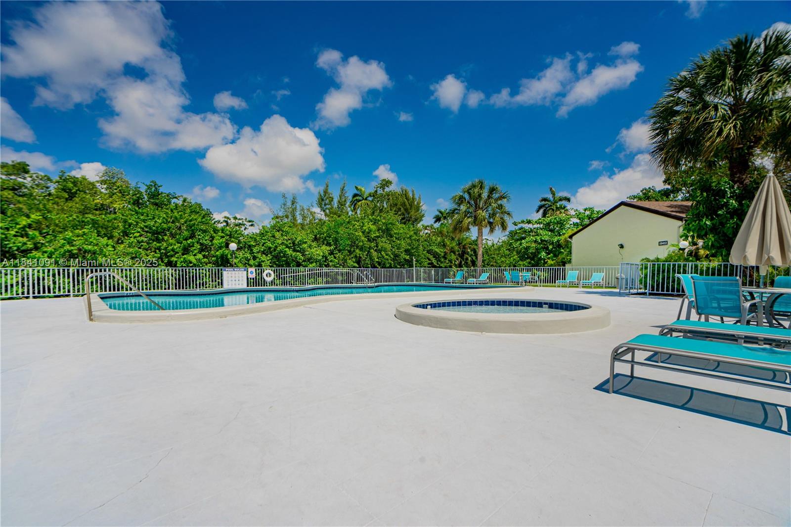 RIVERWOOD SEC 3 - Residential