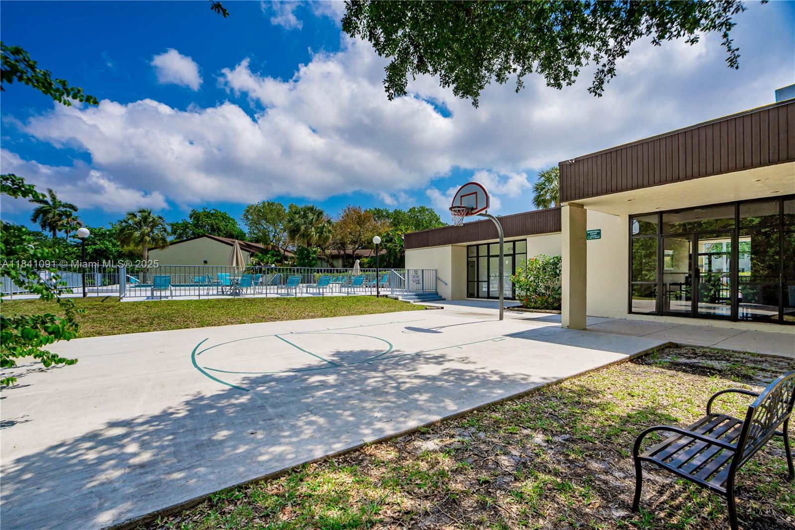 RIVERWOOD SEC 3 - Residential