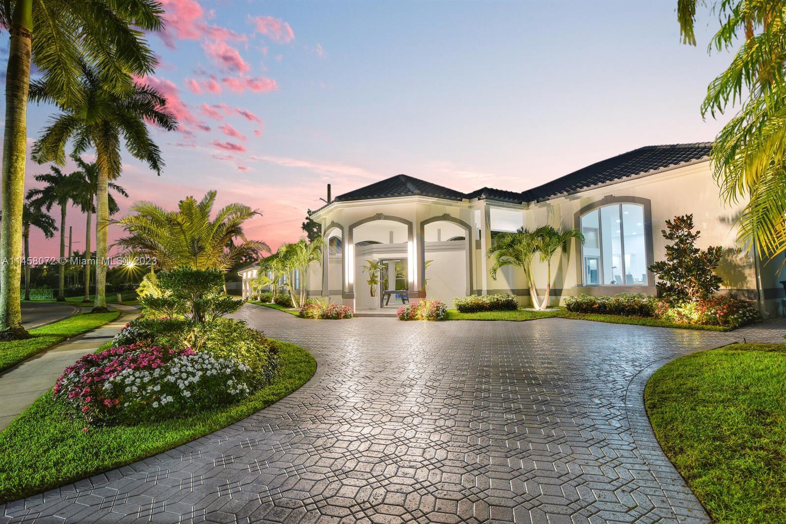 GRAND OAKS OF ARVIDA COUN - Residential