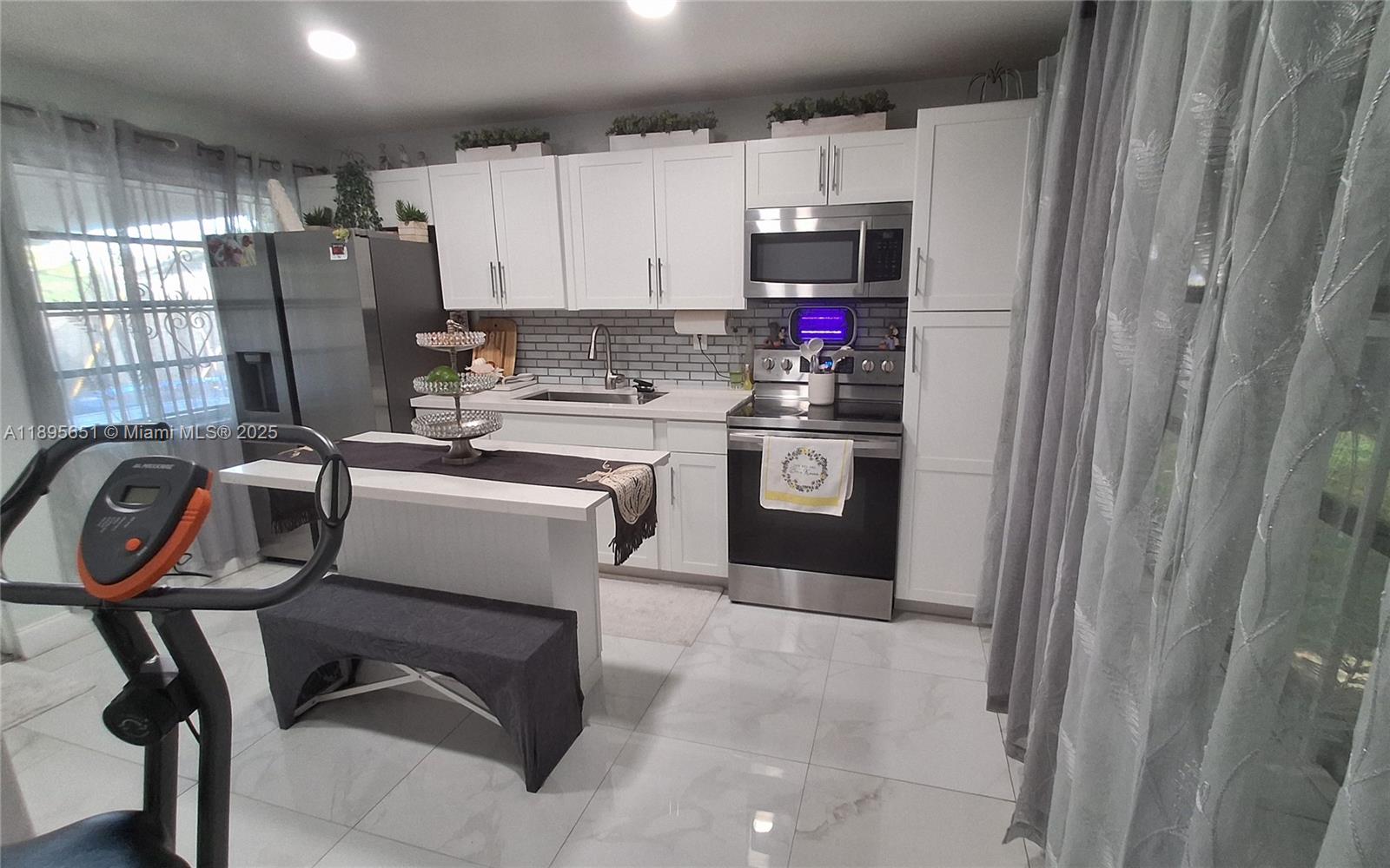 RICHMOND HGTS ESTS 3RD AD - Residential