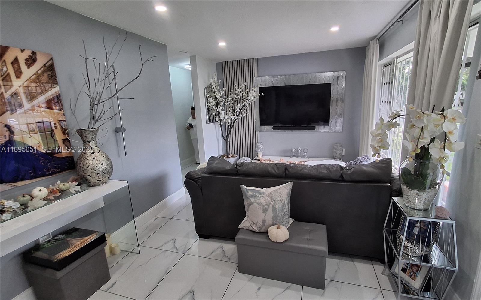 RICHMOND HGTS ESTS 3RD AD - Residential