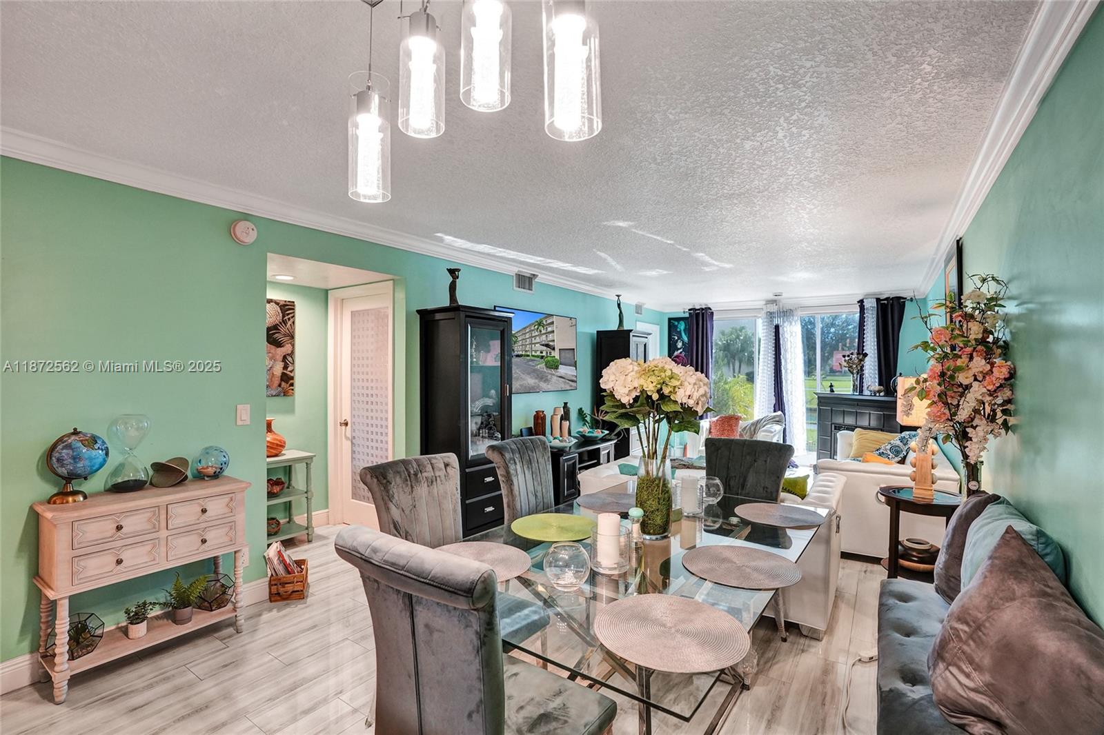 CASCADES OF LAUDERHILL - Residential