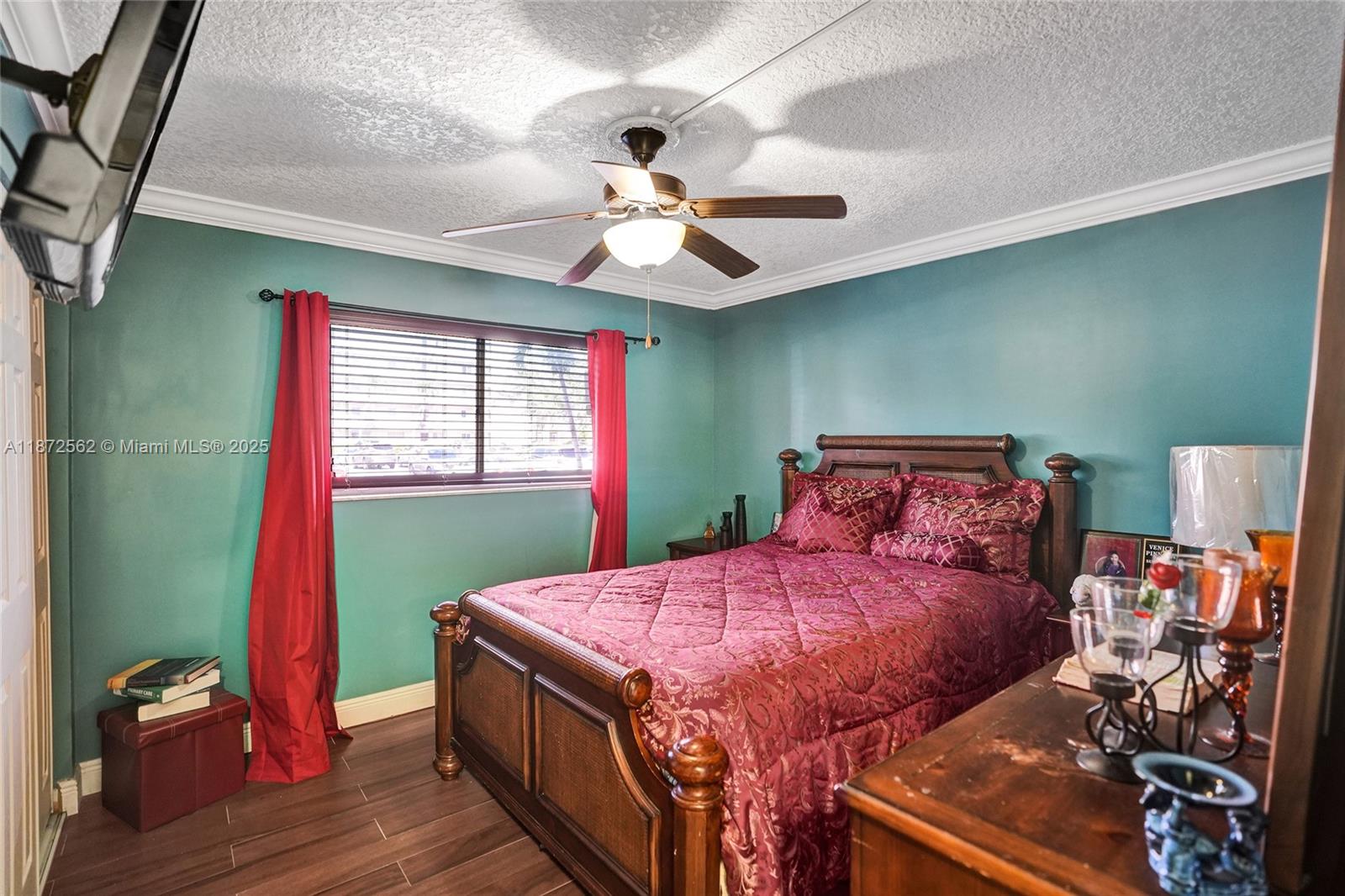 CASCADES OF LAUDERHILL - Residential