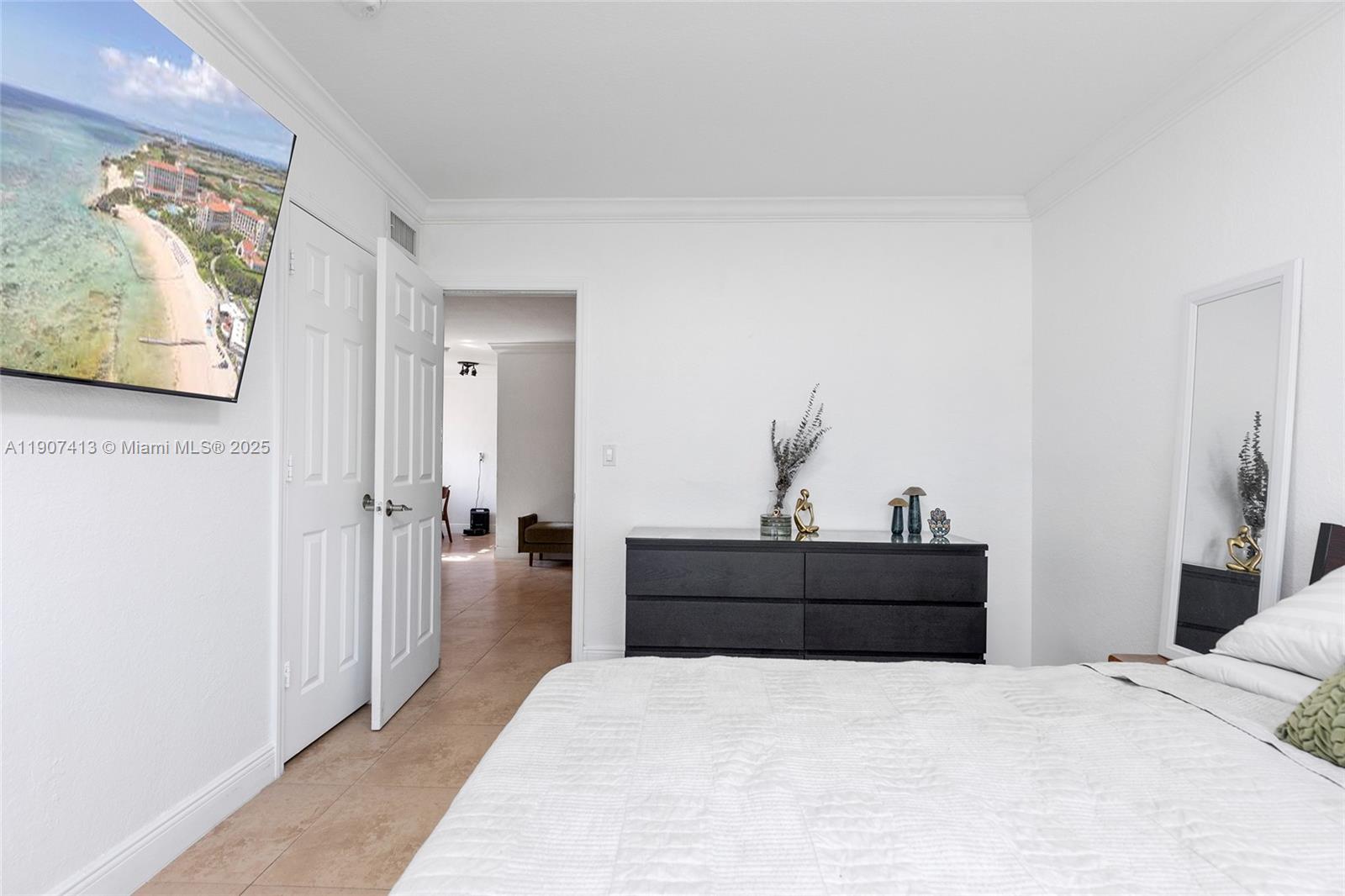 EDGEWATER OF CORAL GABLES - Residential Lease