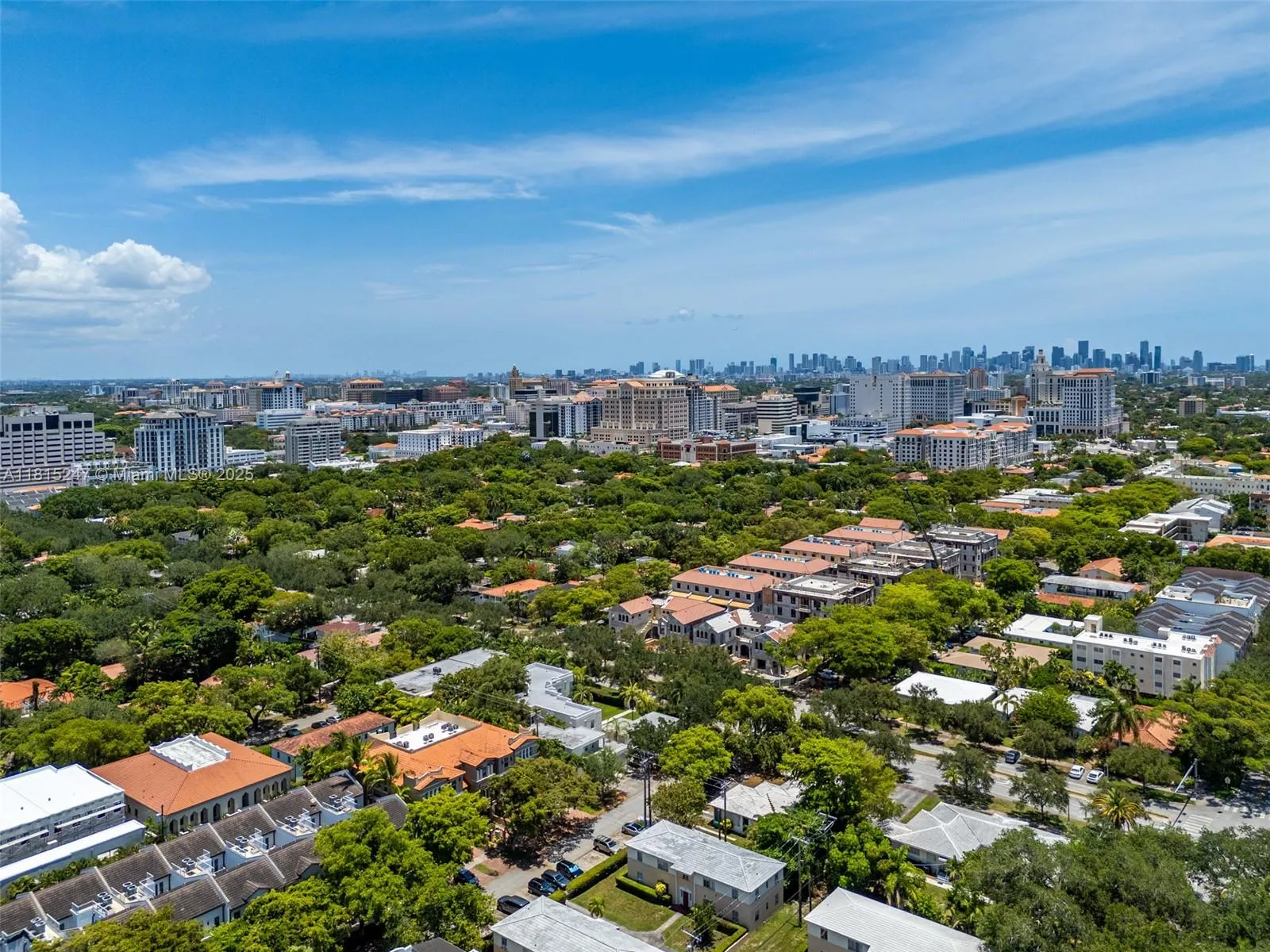 Coral Gables, Florida 33134, United States, 4 Bedrooms Bedrooms, ,4 BathroomsBathrooms,Residential,Active,144779