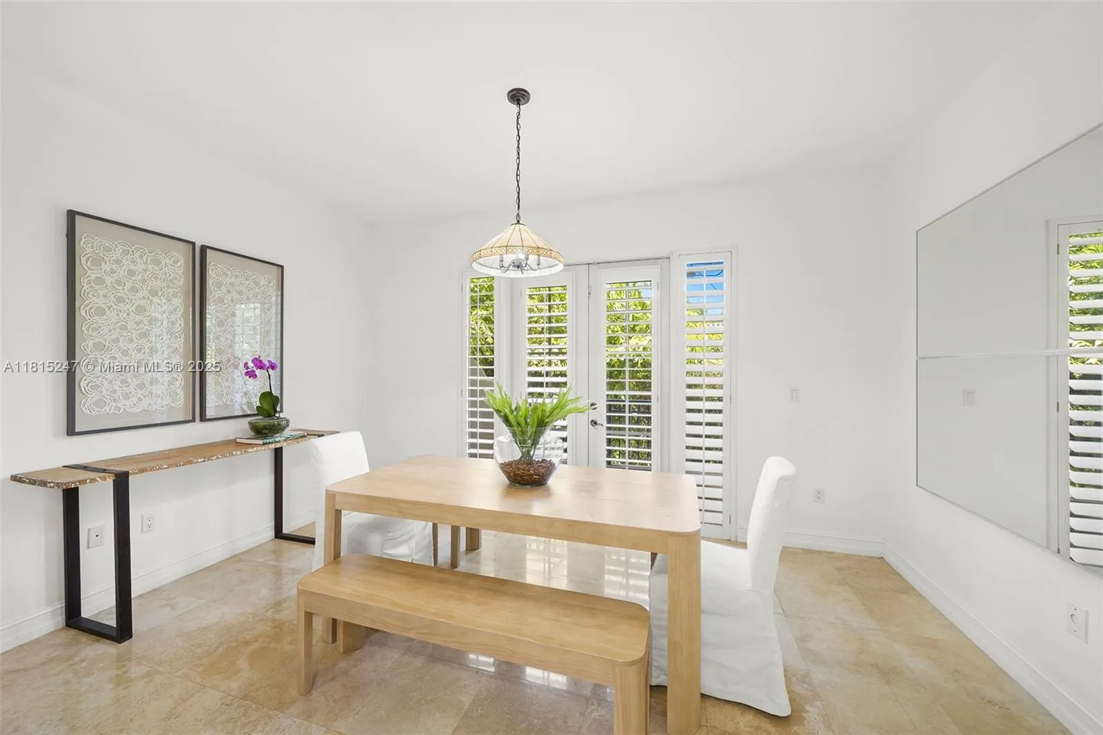 Coral Gables, Florida 33134, United States, 4 Bedrooms Bedrooms, ,4 BathroomsBathrooms,Residential,Active,144779