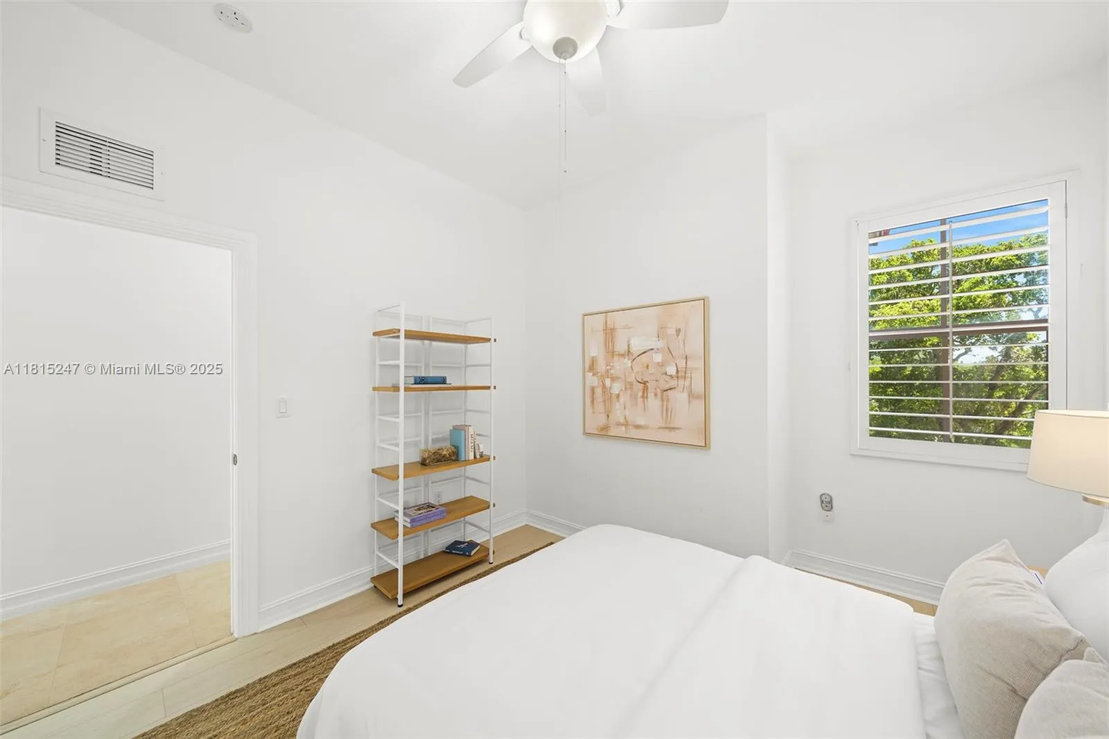 Coral Gables, Florida 33134, United States, 4 Bedrooms Bedrooms, ,4 BathroomsBathrooms,Residential,Active,144779