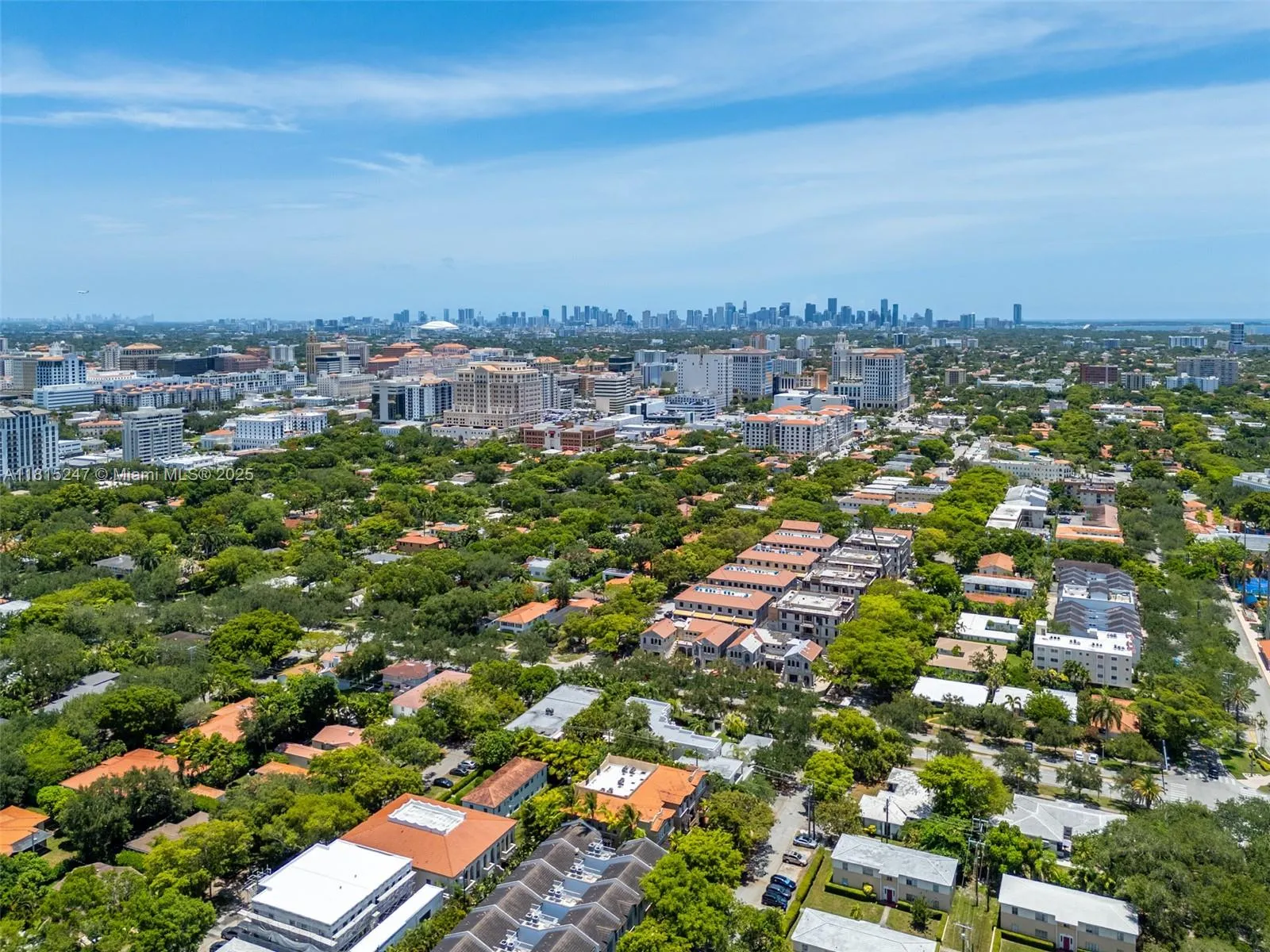 Coral Gables, Florida 33134, United States, 4 Bedrooms Bedrooms, ,4 BathroomsBathrooms,Residential,Active,144779