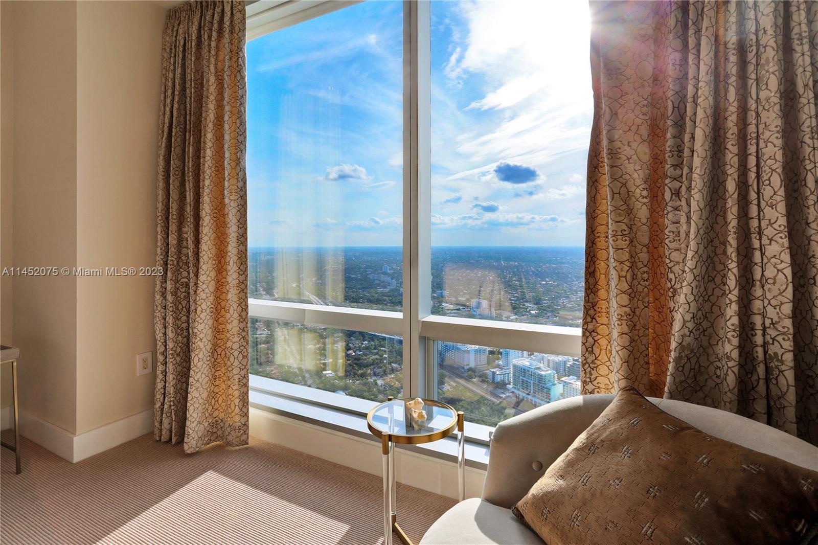 MILLENNIUM TOWER RESIDENC - Residential