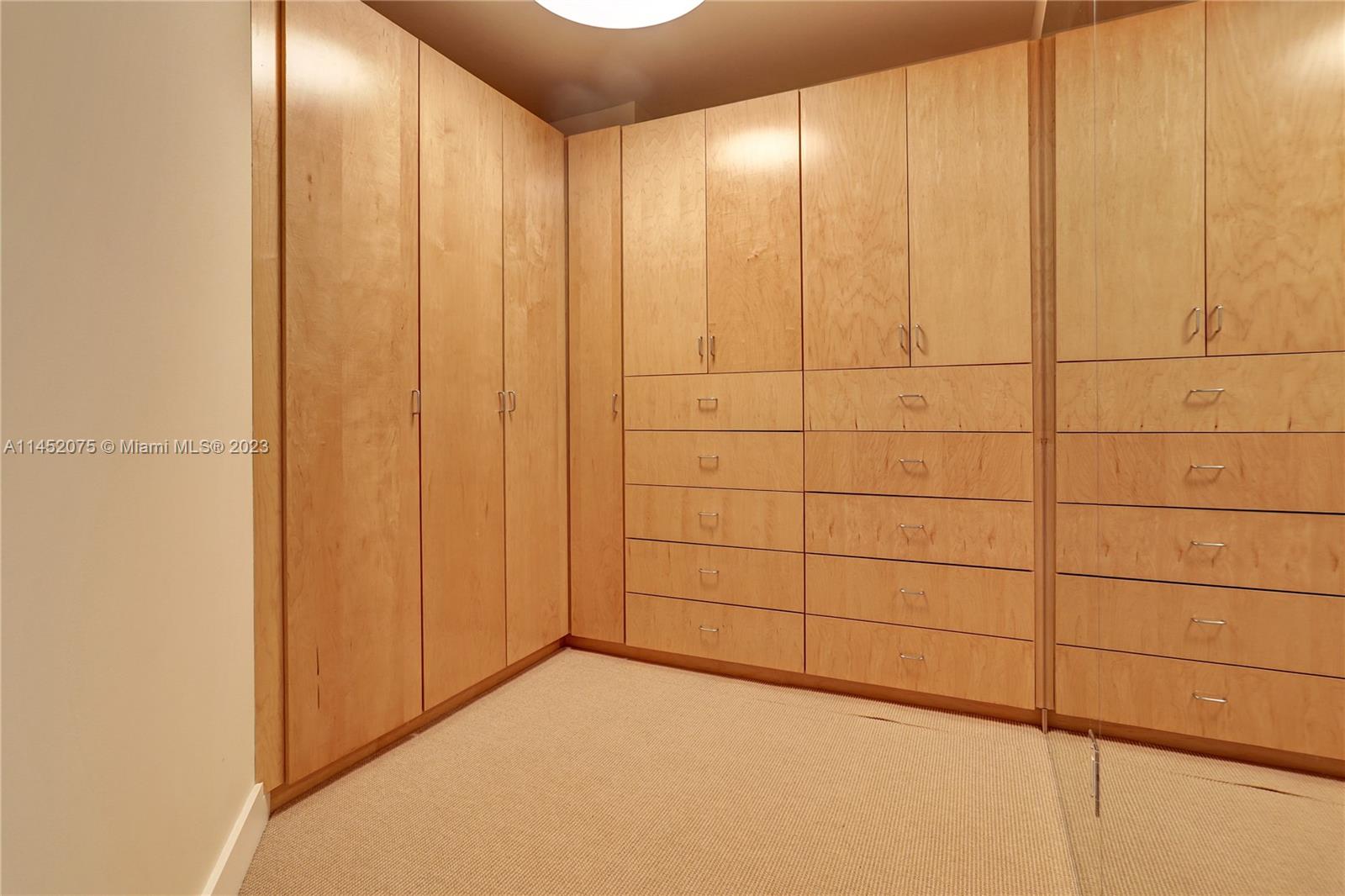 MILLENNIUM TOWER RESIDENC - Residential