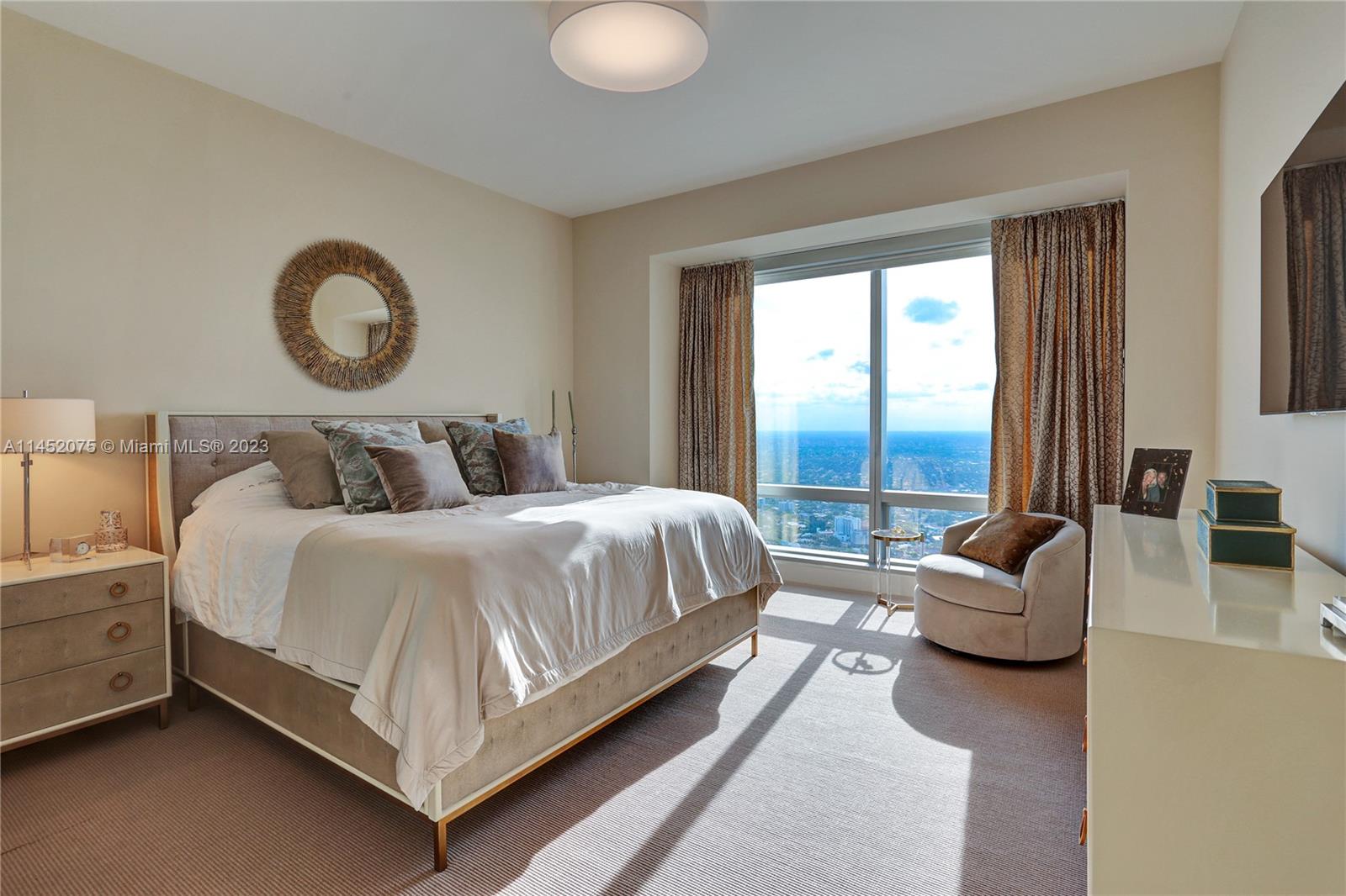 MILLENNIUM TOWER RESIDENC - Residential