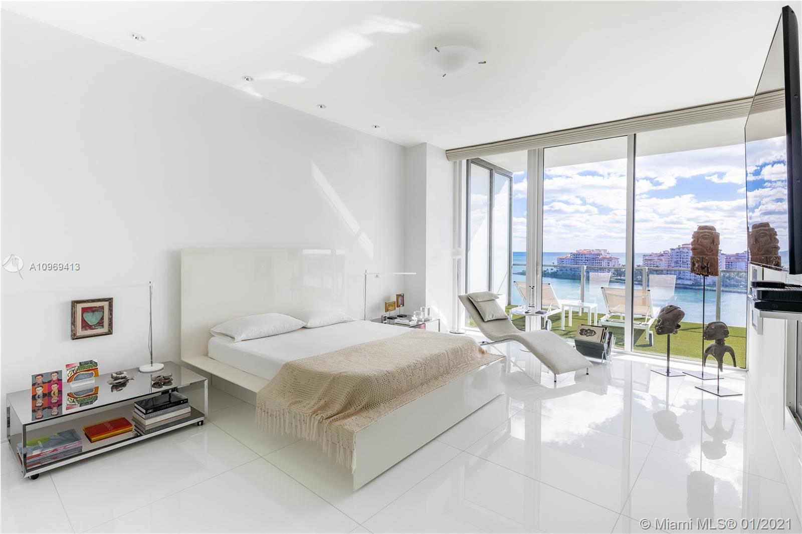 APOGEE CONDO - Residential